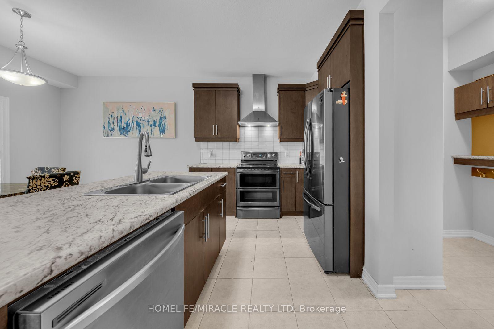 Photo 8 of 83 Monarch Street, Welland, Prince Charles — HOMEH