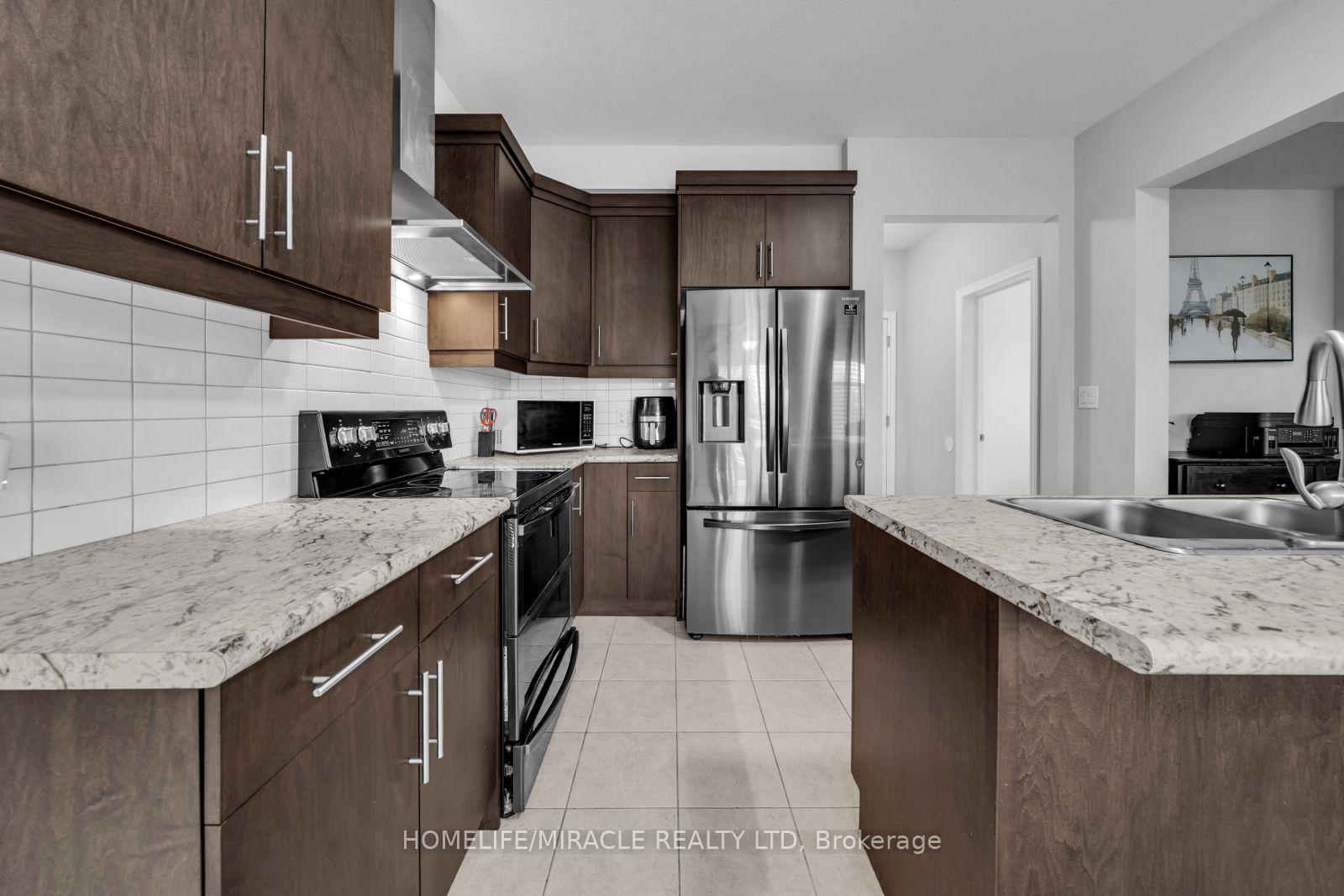 Photo 10 of 83 Monarch Street, Welland, Prince Charles — HOMEH