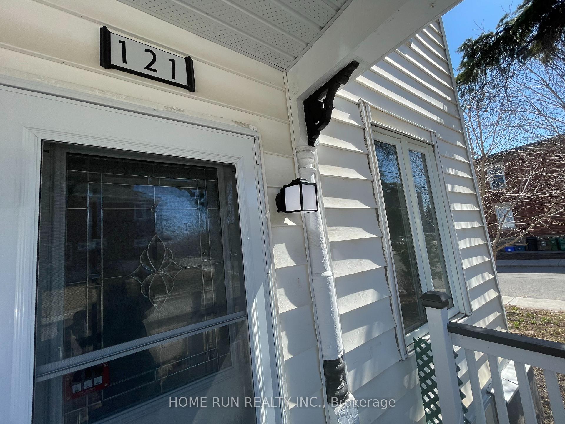 Photo 4 of 121 Concord Street E, Ottawa, Ottawa East — HOMEH