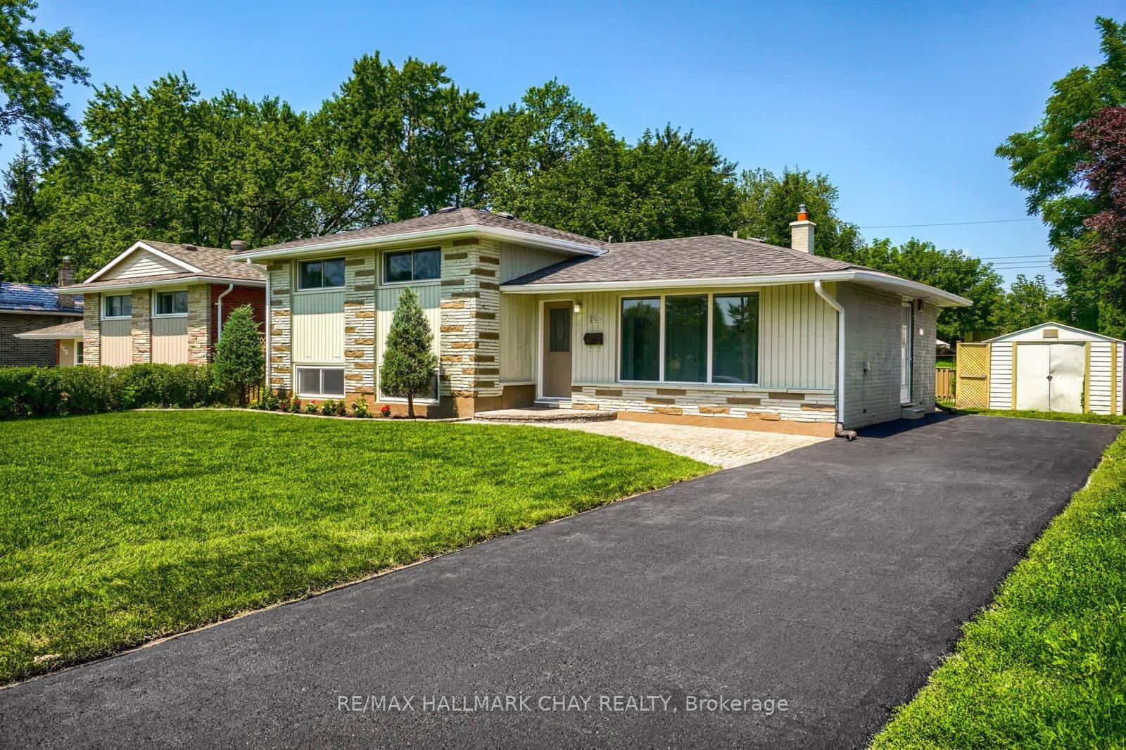 Photo 2 of Unit Main, 152 Rose Street, Barrie, Wellington — HOMEH