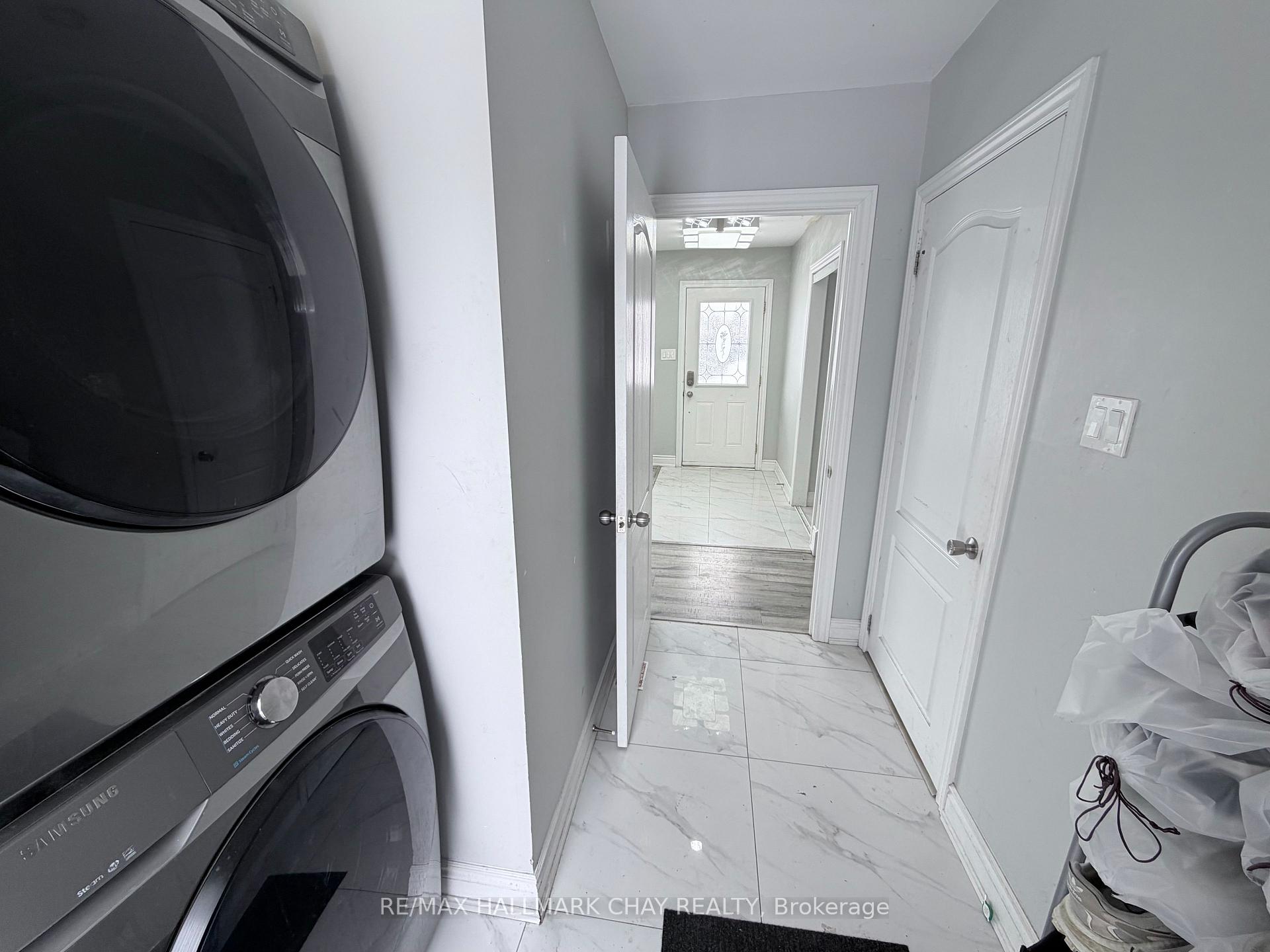 Photo 9 of Unit Main, 152 Rose Street, Barrie, Wellington — HOMEH