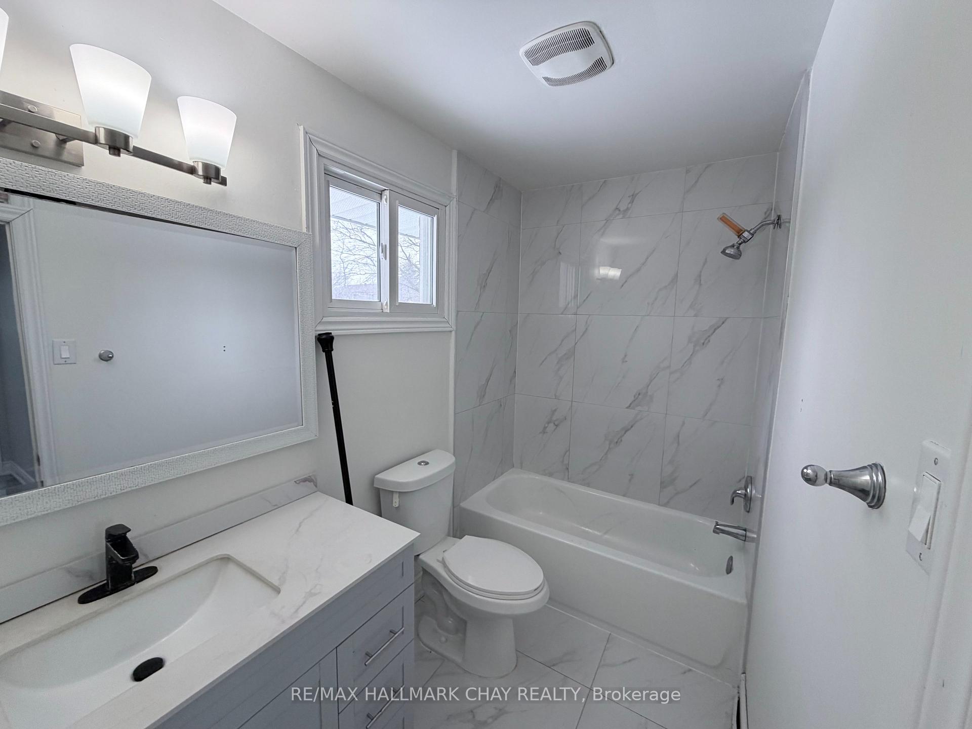 Photo 10 of Unit Main, 152 Rose Street, Barrie, Wellington — HOMEH