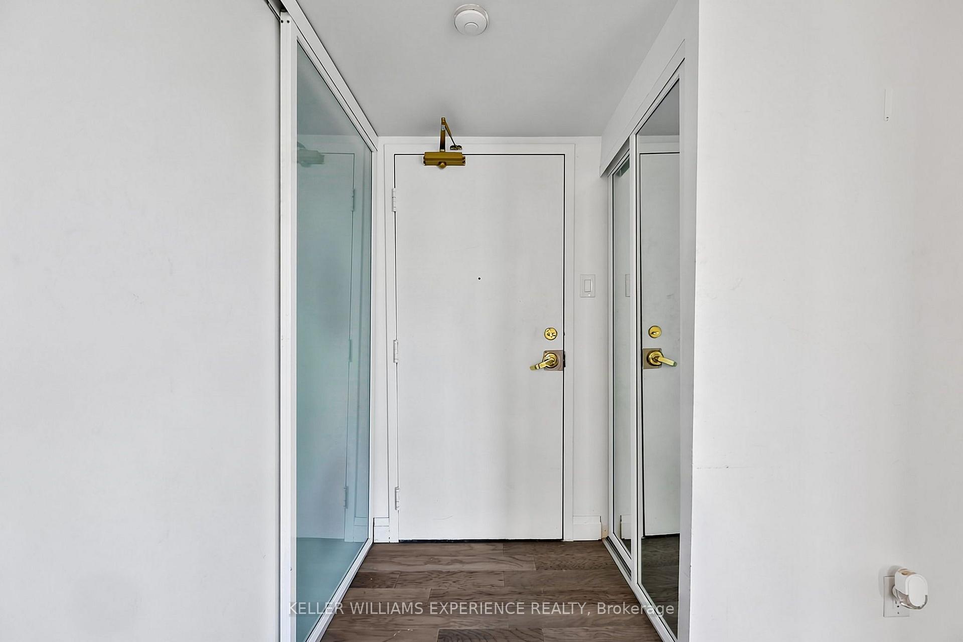 Photo 4 of Unit #904, 75 Ellen Street, Barrie, City Centre — HOMEH
