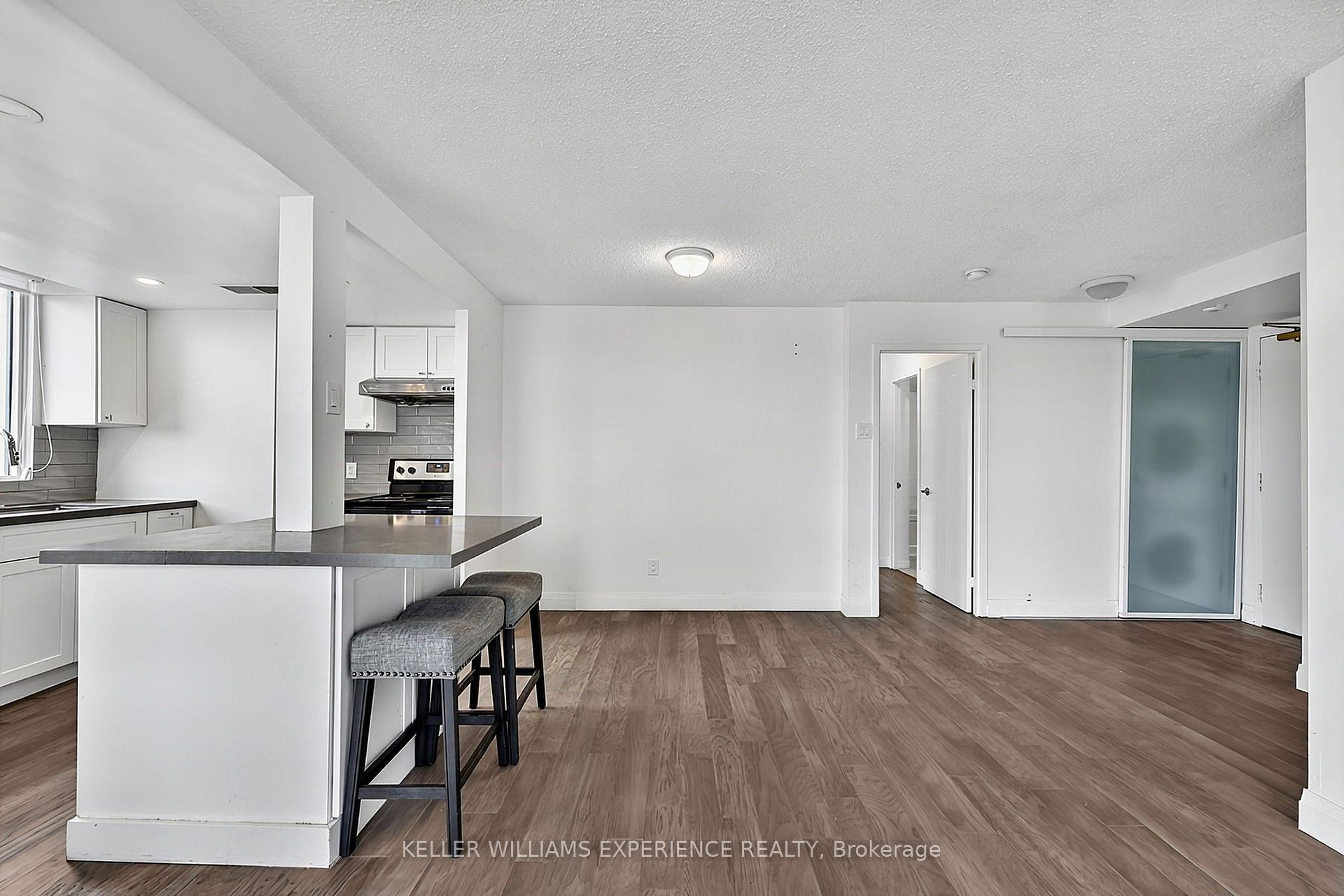 Photo 9 of Unit #904, 75 Ellen Street, Barrie, City Centre — HOMEH