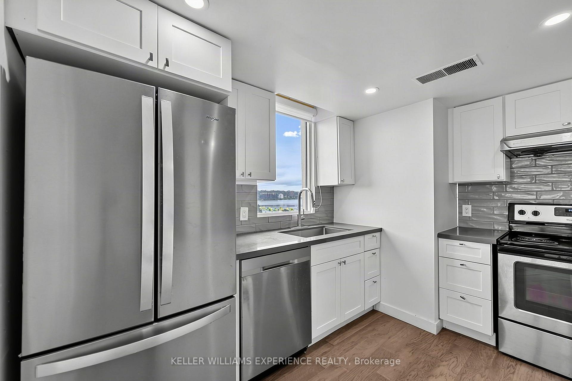 Photo 13 of Unit #904, 75 Ellen Street, Barrie, City Centre — HOMEH