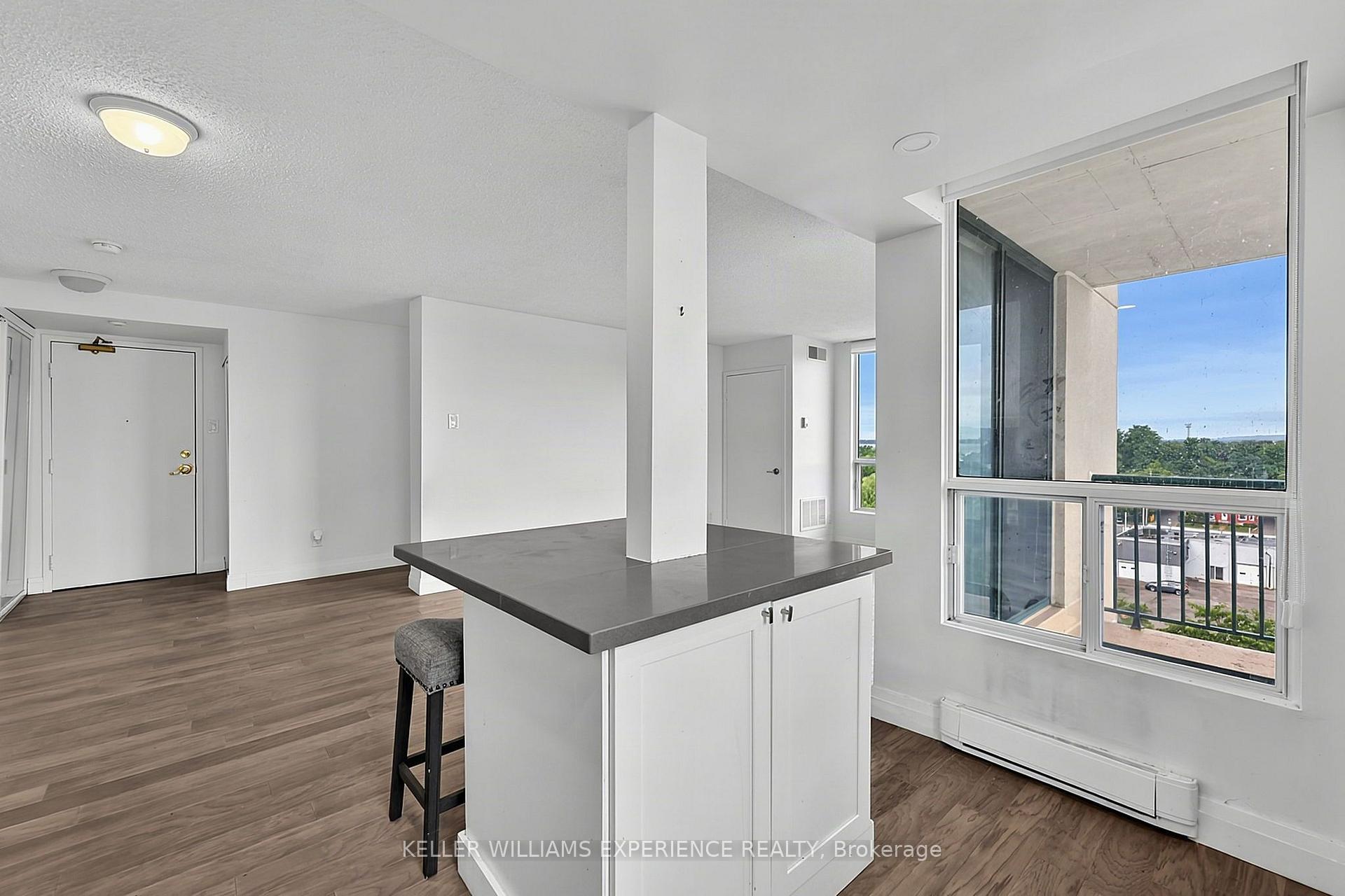 Photo 16 of Unit #904, 75 Ellen Street, Barrie, City Centre — HOMEH