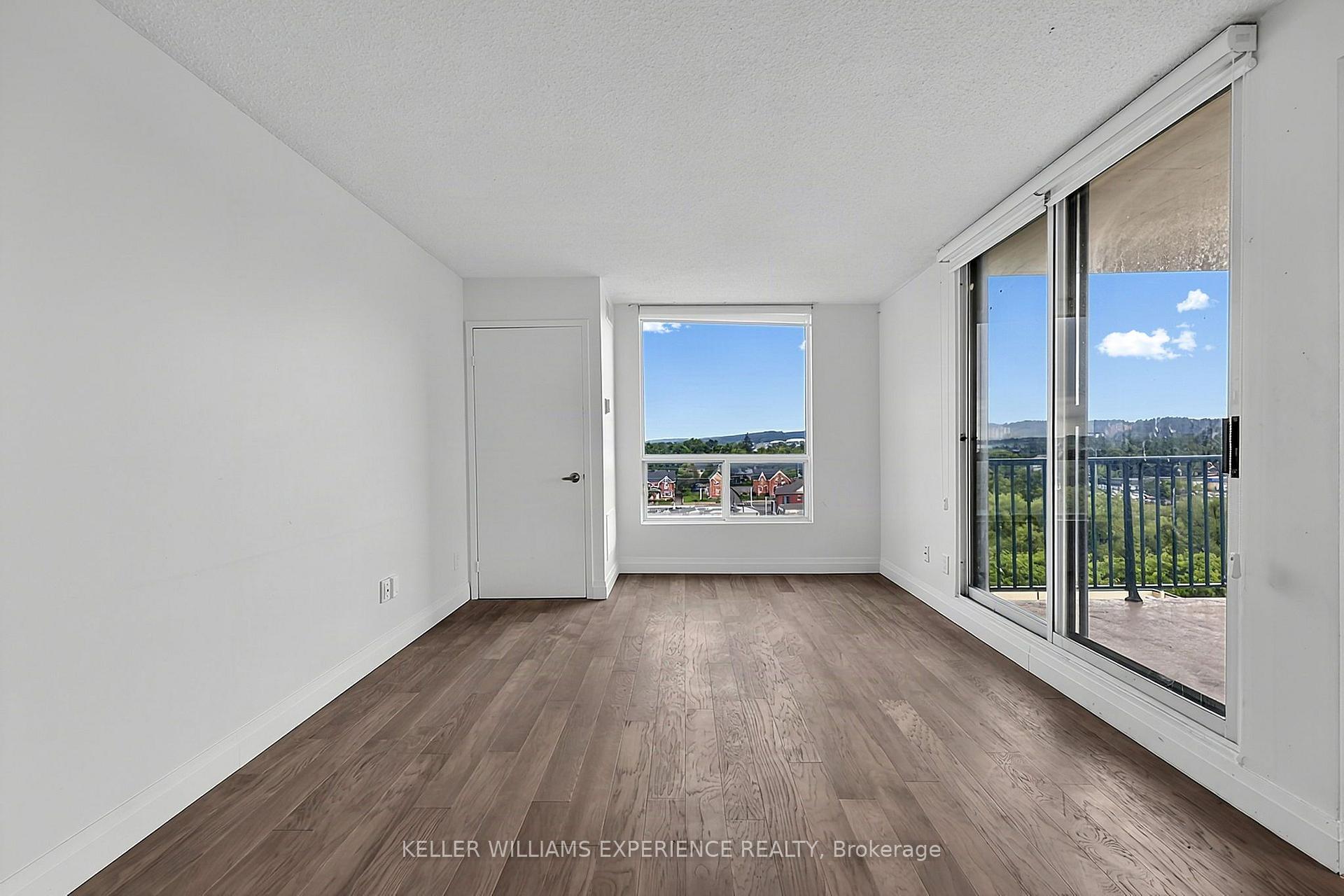 Photo 18 of Unit #904, 75 Ellen Street, Barrie, City Centre — HOMEH