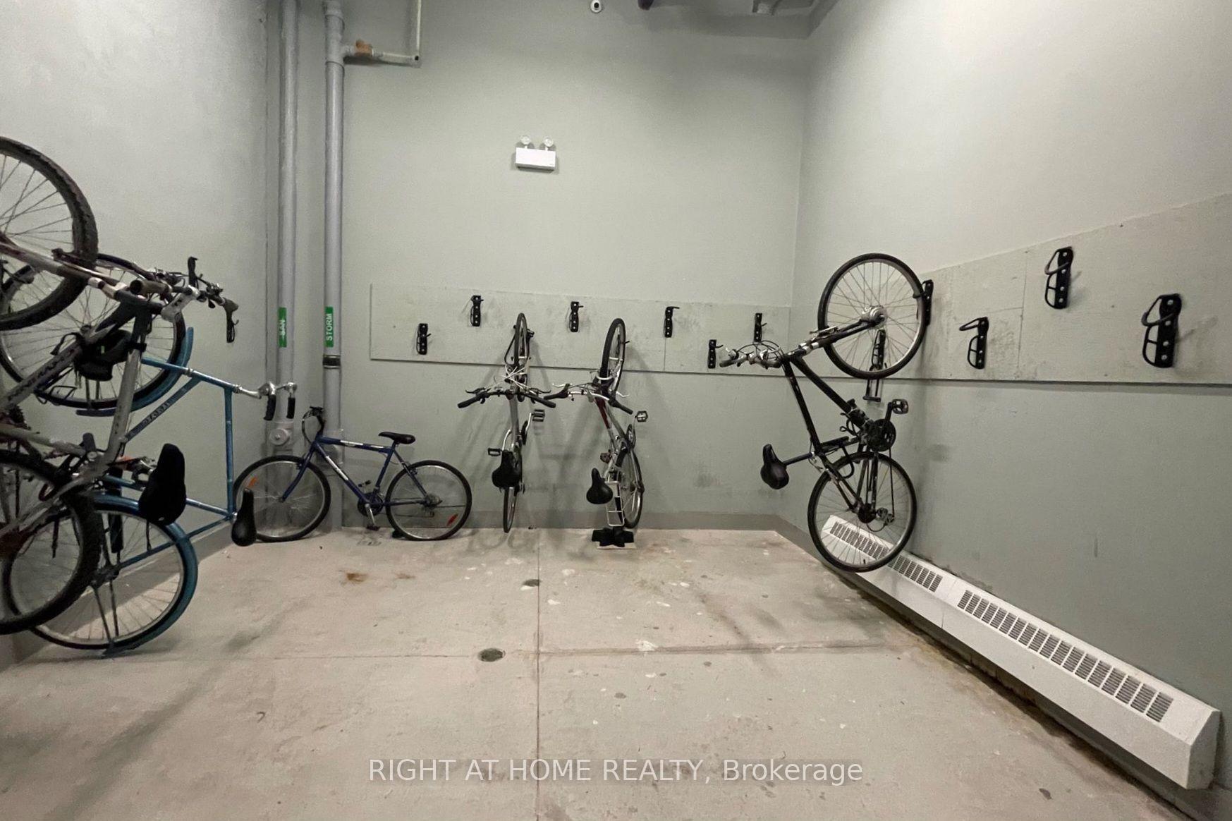 Photo 6 of Unit 708, 250 Albert Street, Waterloo, Downtown Waterloo — HOMEH