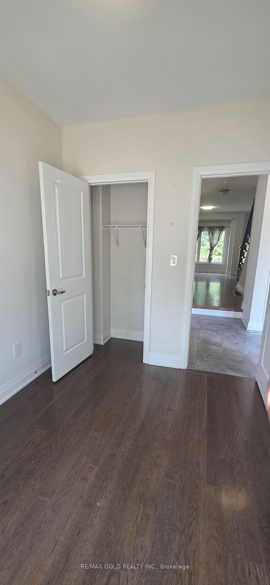 Photo 17 of 9 Oliana Way, Brampton, Bram West — HOMEH