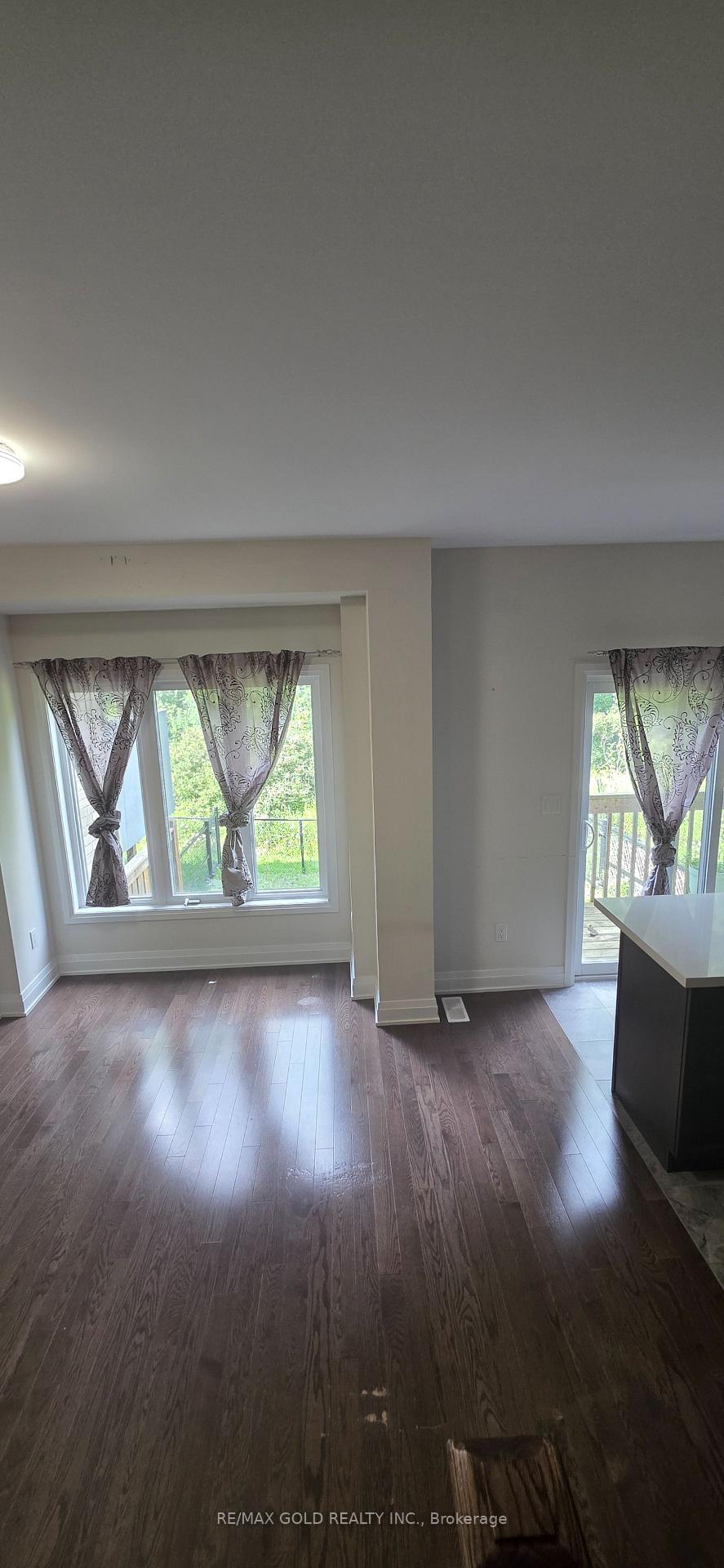 Photo 25 of 9 Oliana Way, Brampton, Bram West — HOMEH