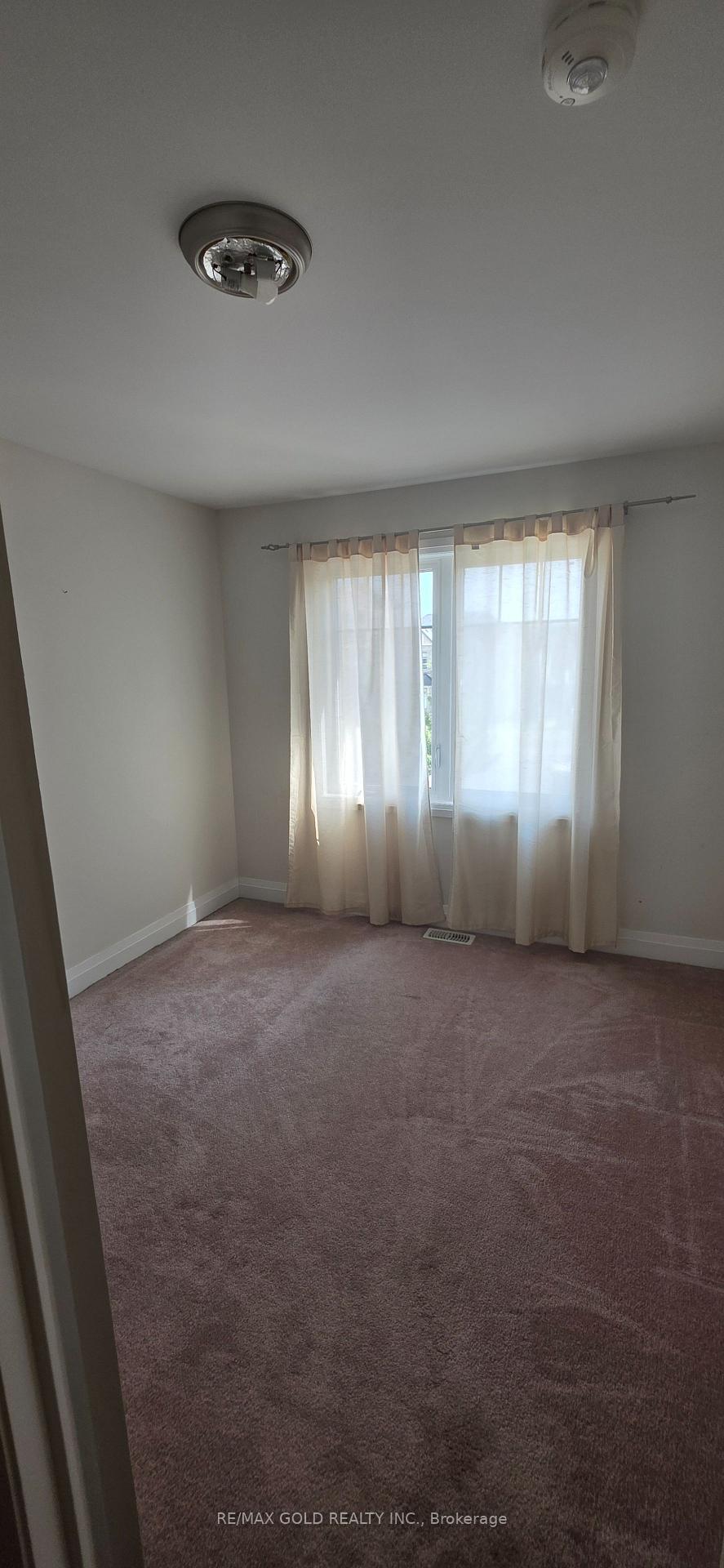 Photo 31 of 9 Oliana Way, Brampton, Bram West — HOMEH