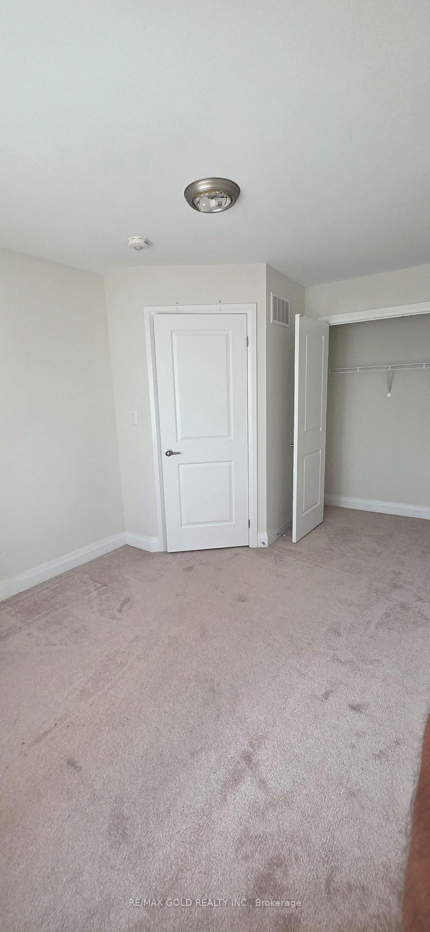 Photo 33 of 9 Oliana Way, Brampton, Bram West — HOMEH