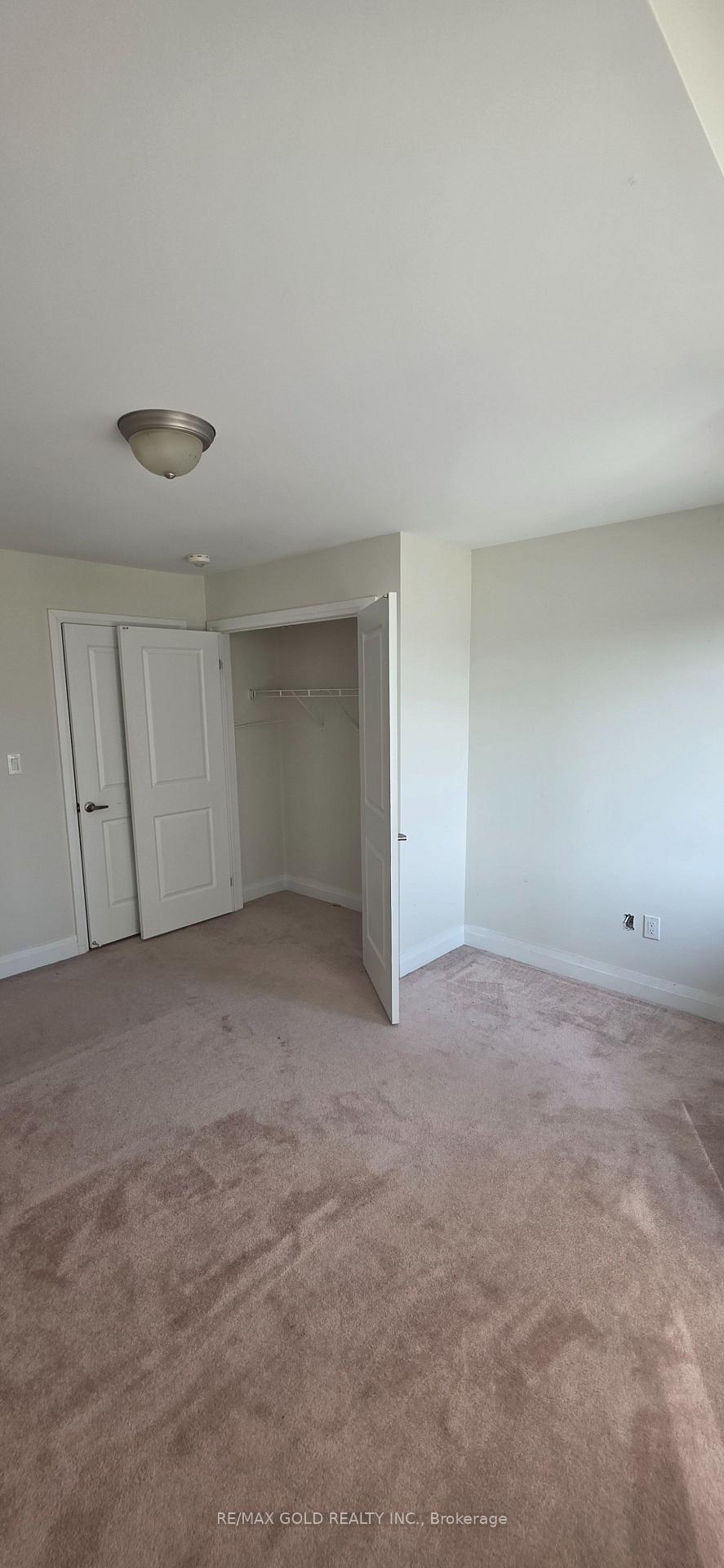 Photo 41 of 9 Oliana Way, Brampton, Bram West — HOMEH