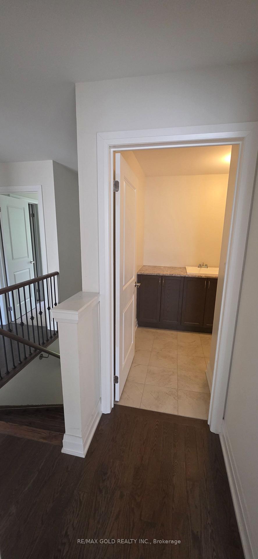 Photo 61 of 9 Oliana Way, Brampton, Bram West — HOMEH