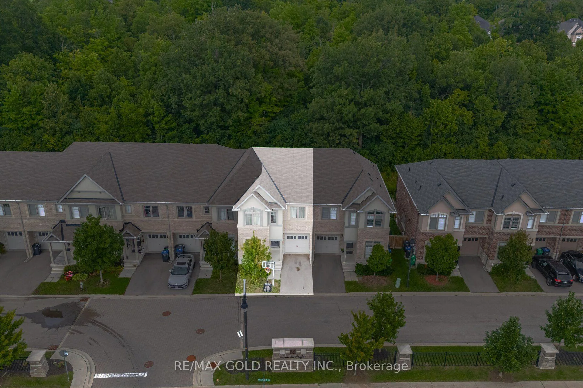 Photo 6 of 9 Oliana Way, Brampton, Bram West — HOMEH
