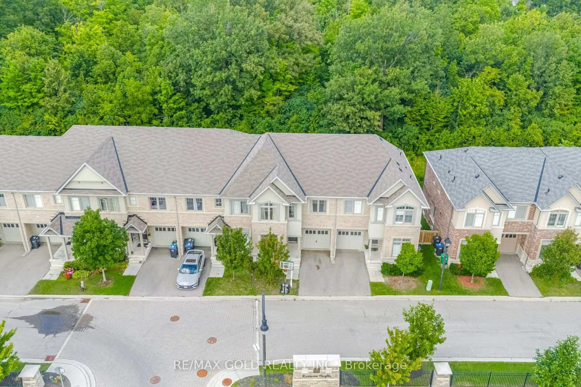 Photo 16 of 9 Oliana Way, Brampton, Bram West — HOMEH
