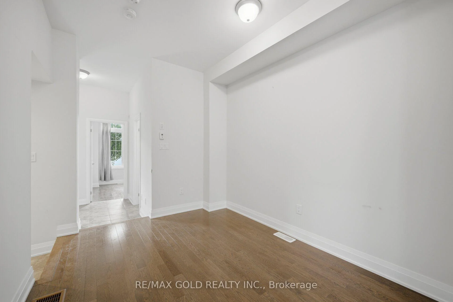 Photo 28 of 9 Oliana Way, Brampton, Bram West — HOMEH