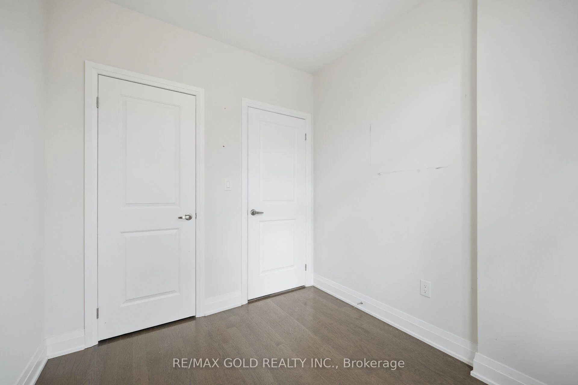 Photo 44 of 9 Oliana Way, Brampton, Bram West — HOMEH