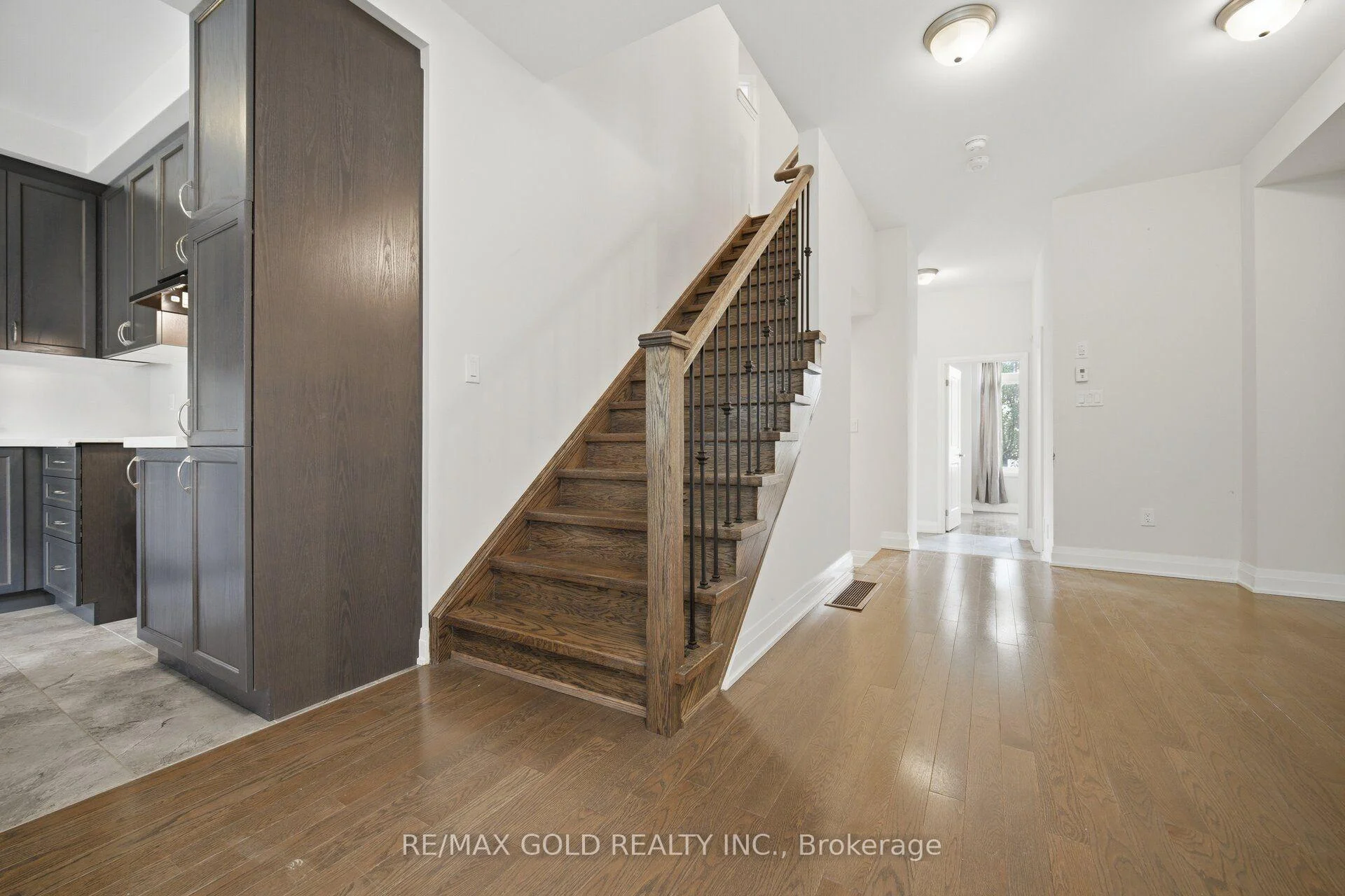 Photo 46 of 9 Oliana Way, Brampton, Bram West — HOMEH