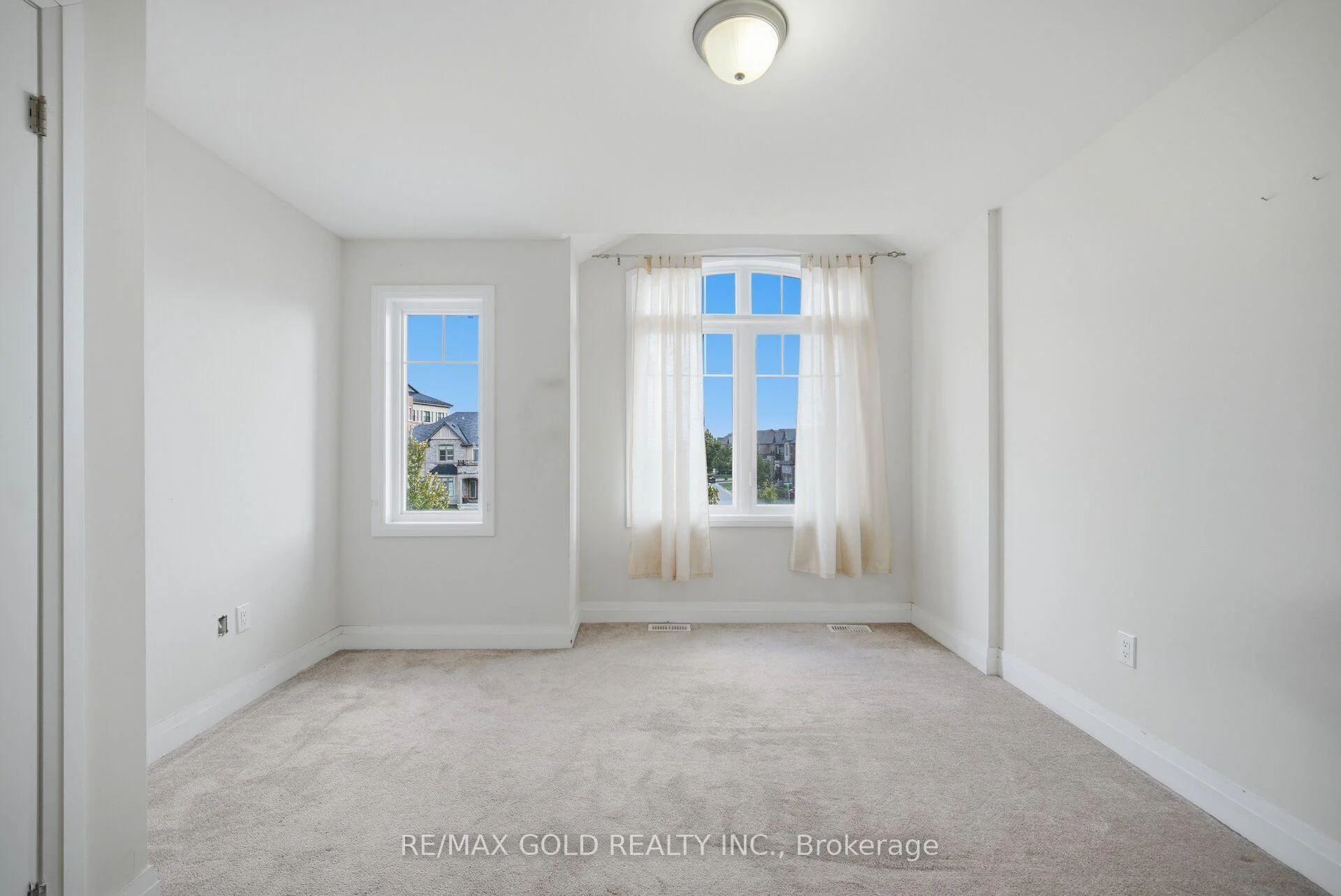 Photo 58 of 9 Oliana Way, Brampton, Bram West — HOMEH