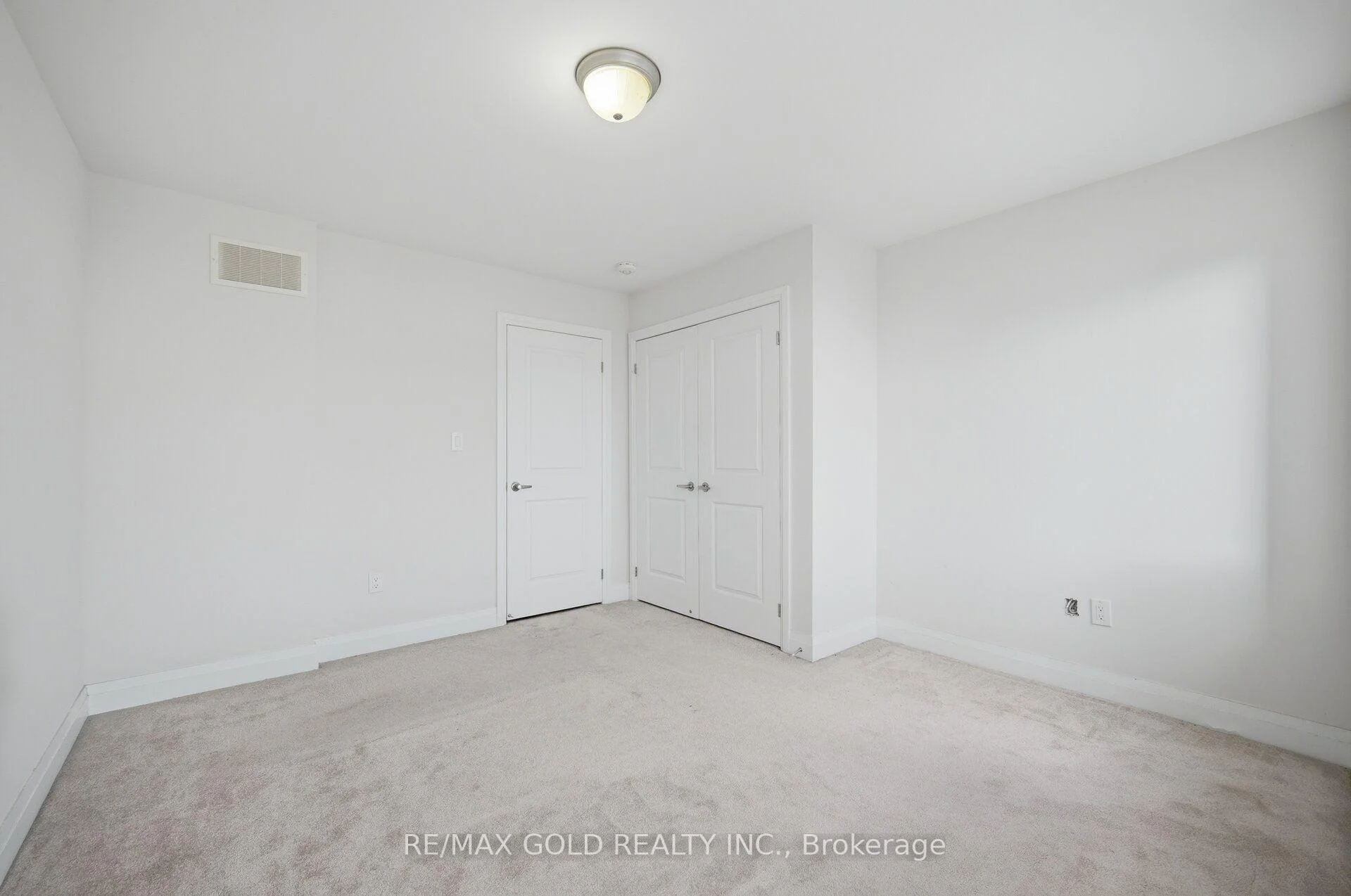 Photo 62 of 9 Oliana Way, Brampton, Bram West — HOMEH