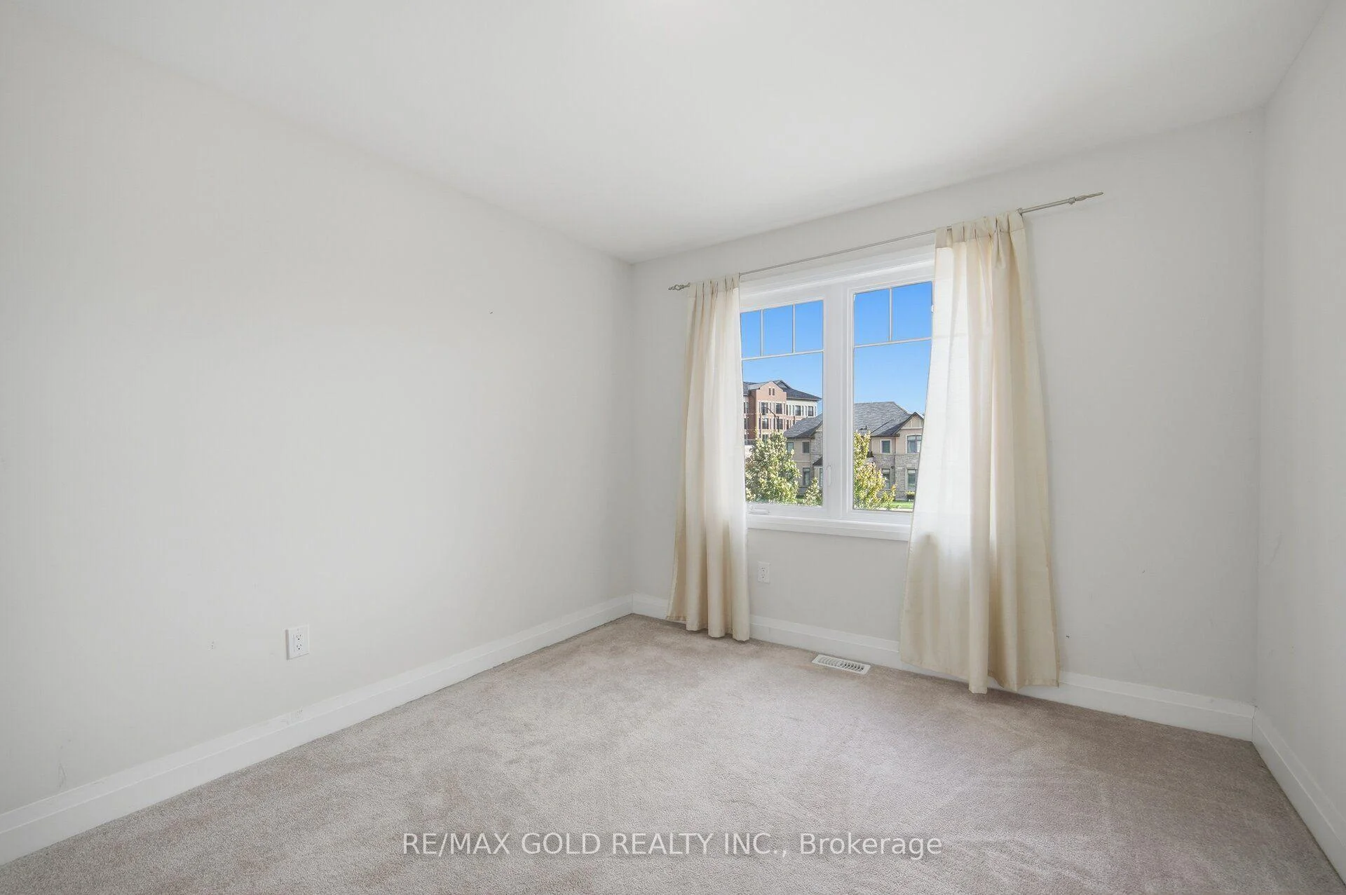 Photo 64 of 9 Oliana Way, Brampton, Bram West — HOMEH