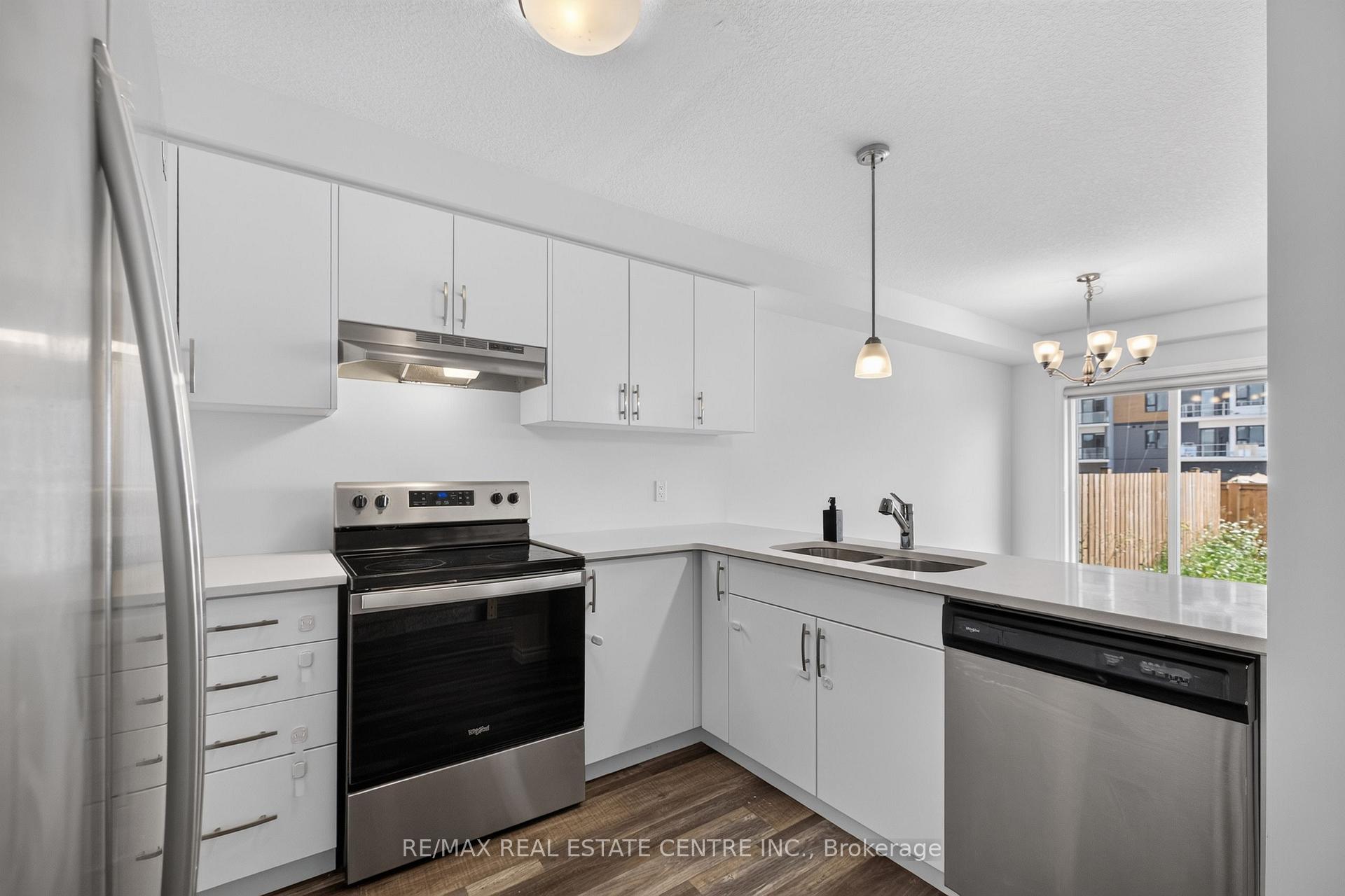 Photo 24 of 296 Bradshaw Drive, Stratford — HOMEH