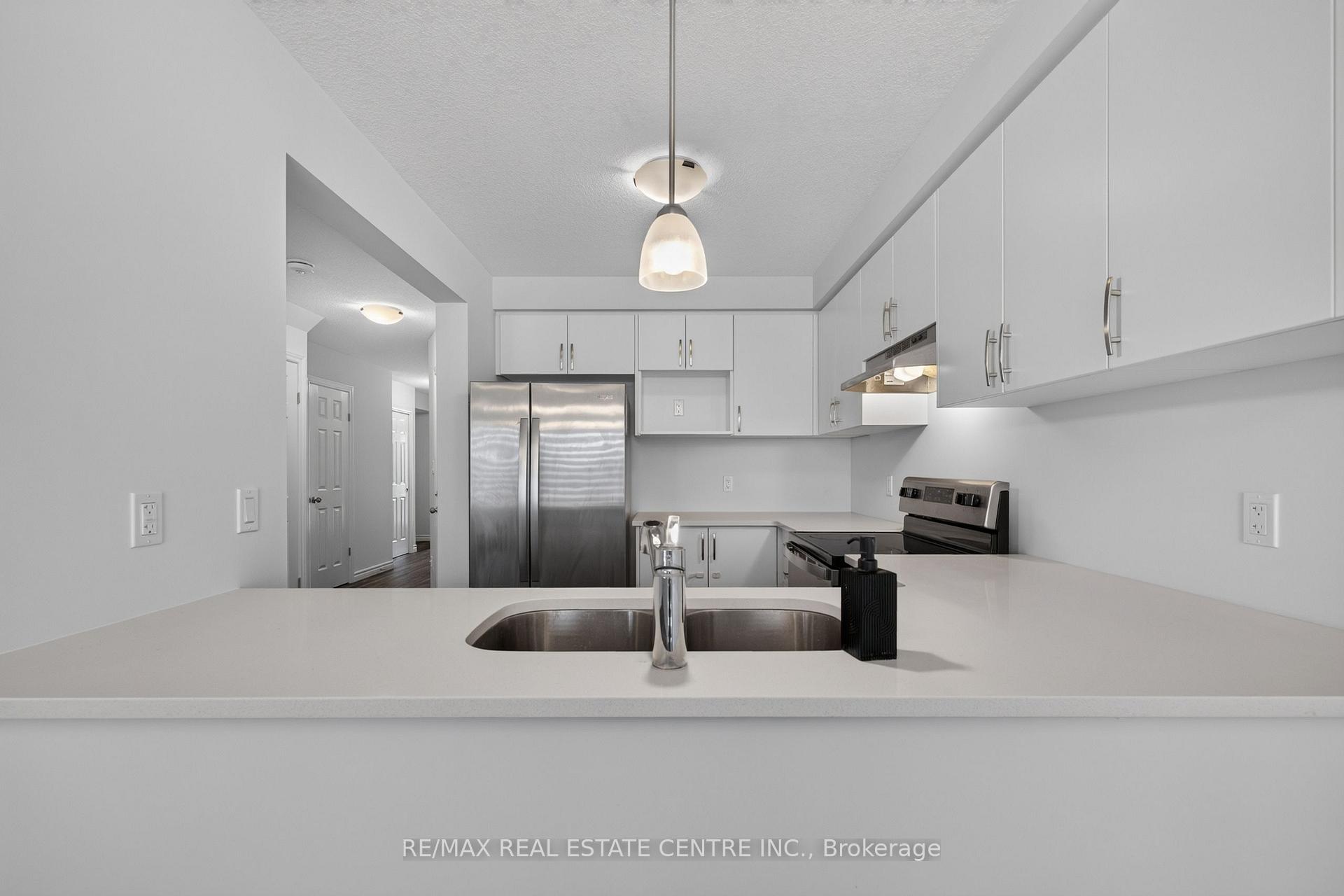Photo 26 of 296 Bradshaw Drive, Stratford — HOMEH