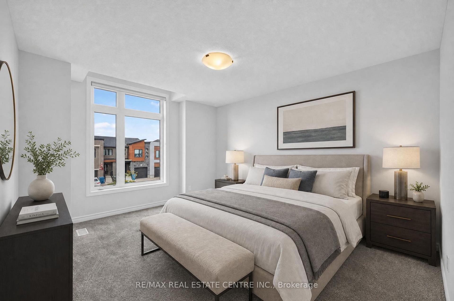 Photo 30 of 296 Bradshaw Drive, Stratford — HOMEH