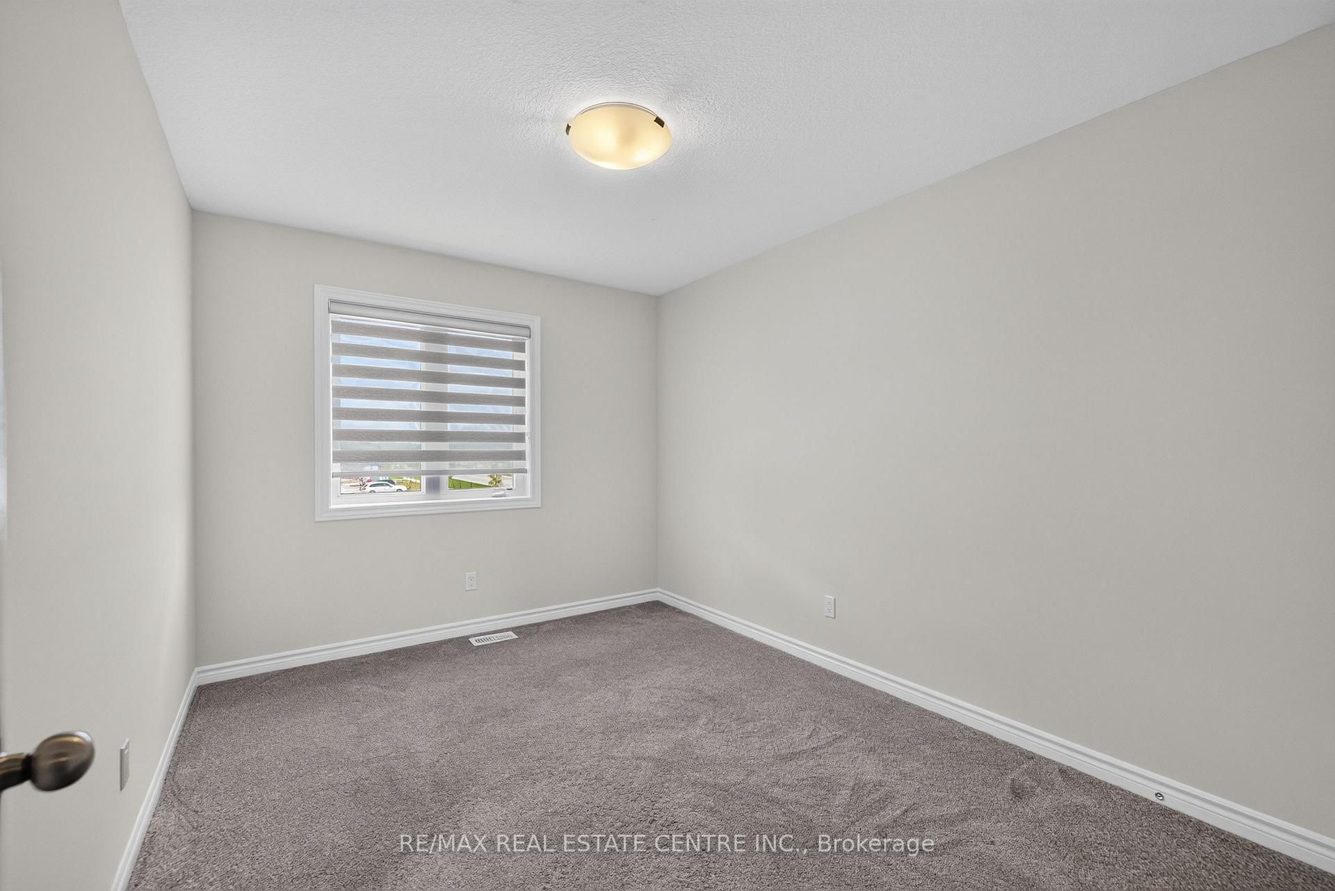 Photo 38 of 296 Bradshaw Drive, Stratford — HOMEH