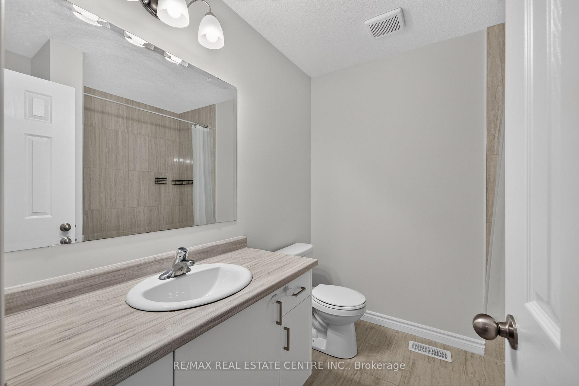 Photo 40 of 296 Bradshaw Drive, Stratford — HOMEH