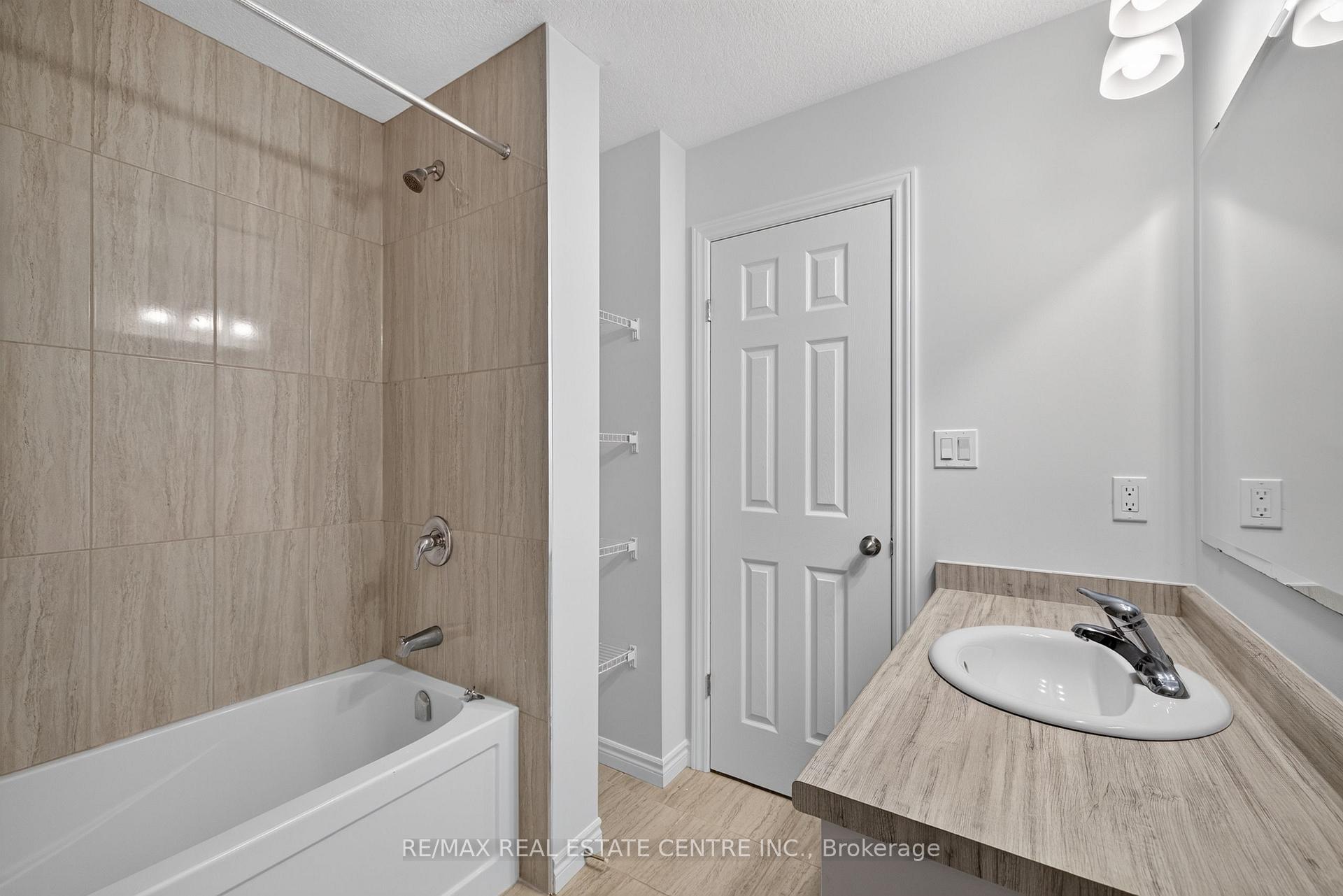 Photo 41 of 296 Bradshaw Drive, Stratford — HOMEH