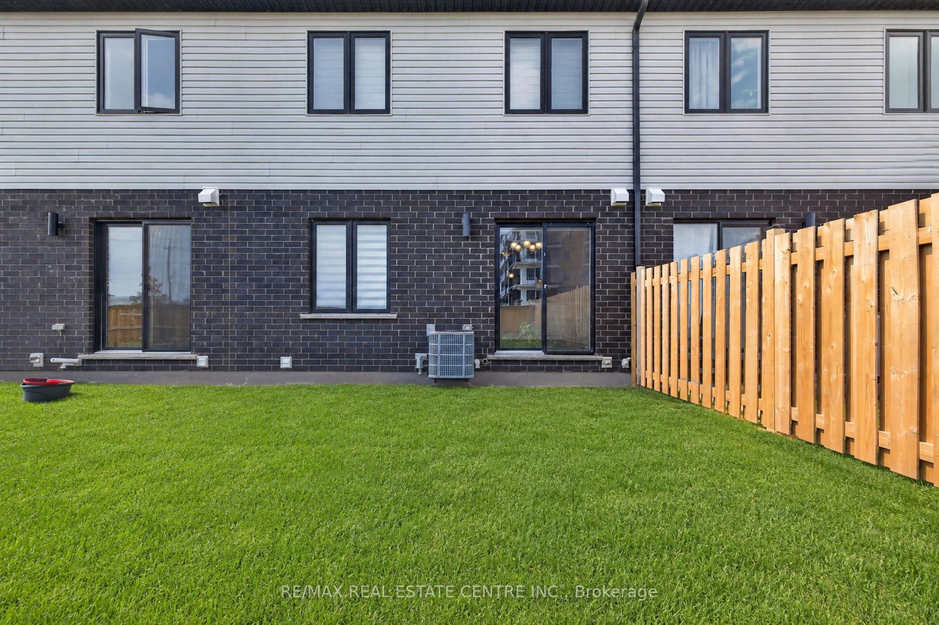 Photo 42 of 296 Bradshaw Drive, Stratford — HOMEH