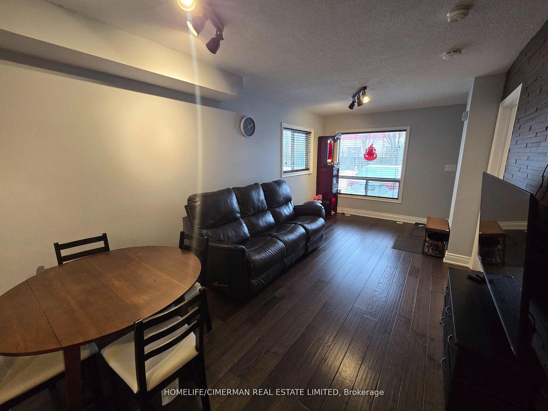 Photo 3 of Unit 6, 4277 Lawrence Avenue E, Scarborough, West Hill — HOMEH