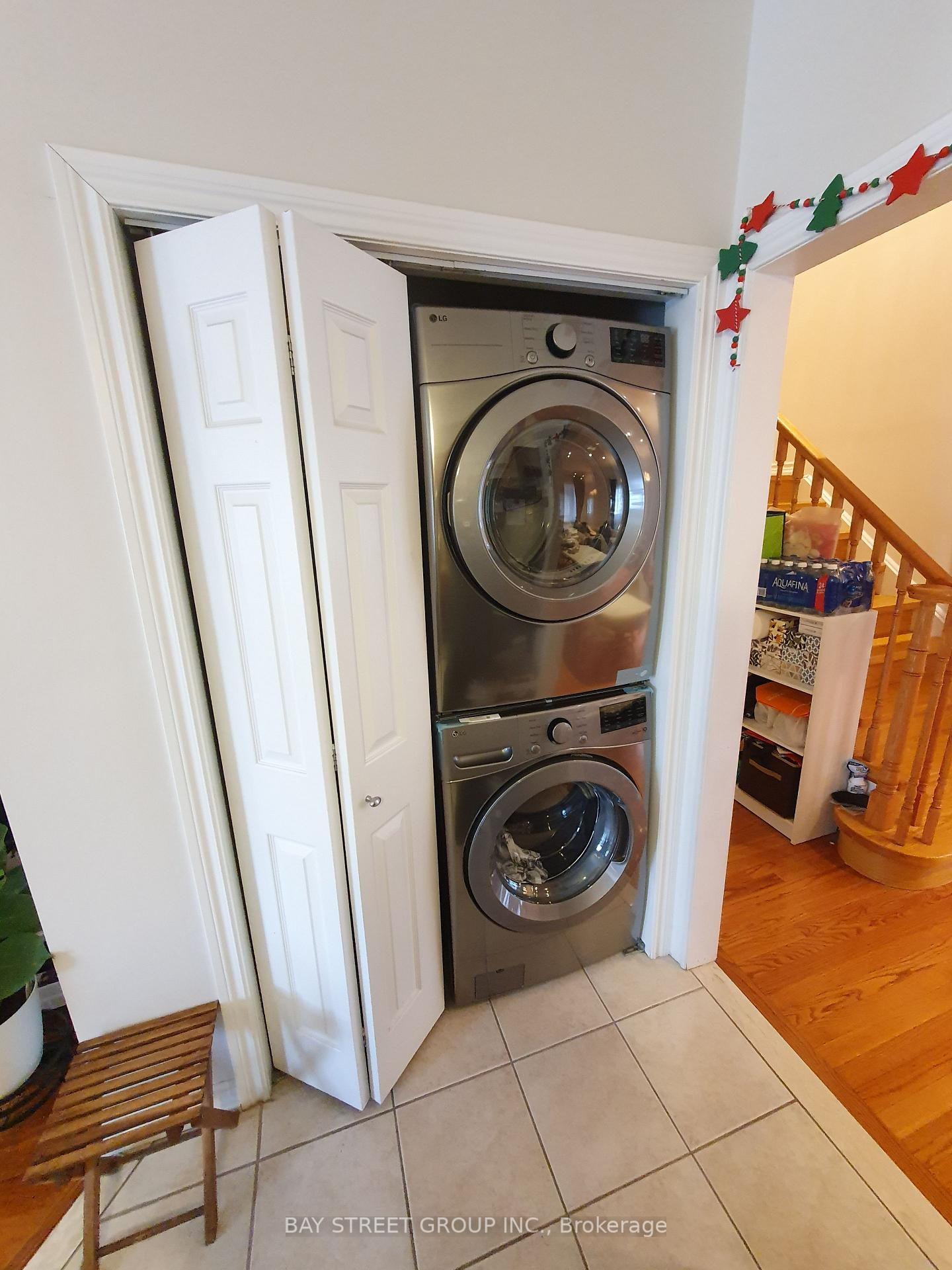Photo 7 of 71 Ian Baron Avenue, Markham, Village Green-South Unionville — HOMEH