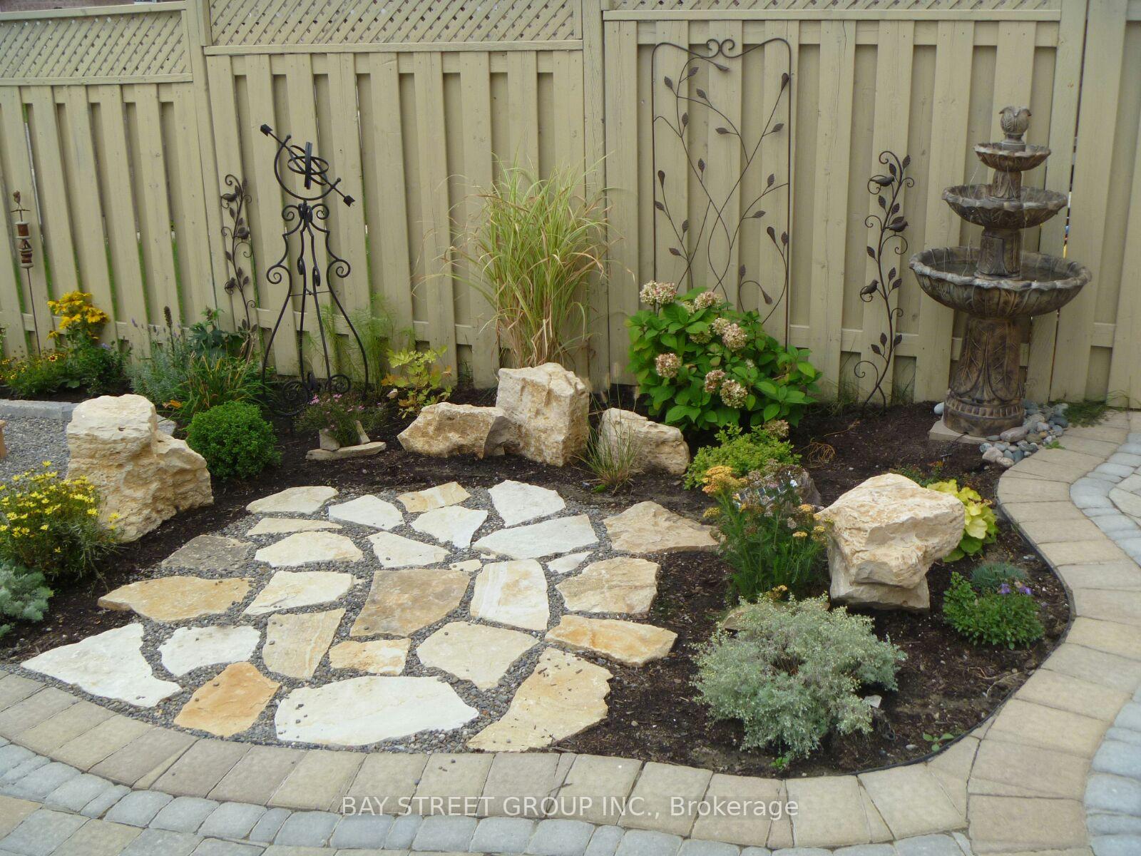 Photo 16 of 71 Ian Baron Avenue, Markham, Village Green-South Unionville — HOMEH