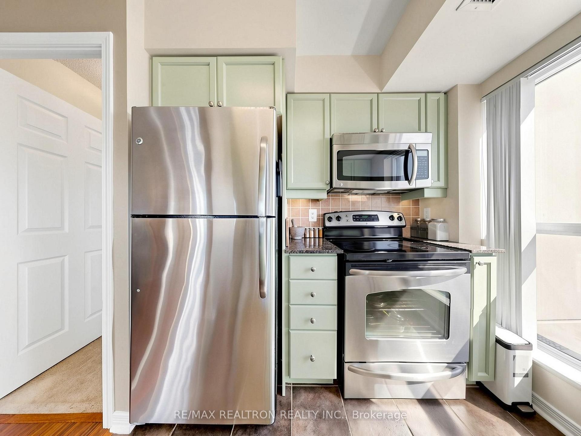 Photo 22 of Unit 918, 185 Oneida Crescent, Richmond Hill, Langstaff — HOMEH