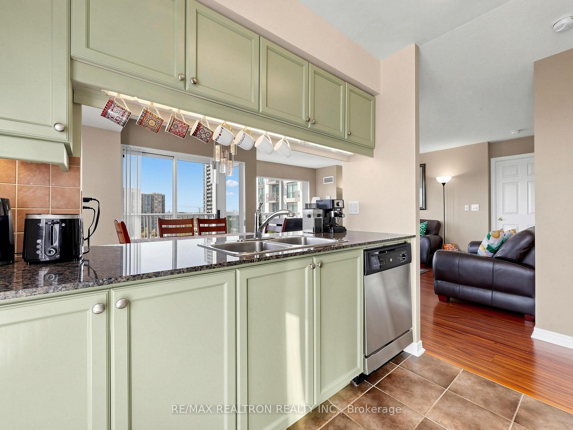 Photo 23 of Unit 918, 185 Oneida Crescent, Richmond Hill, Langstaff — HOMEH