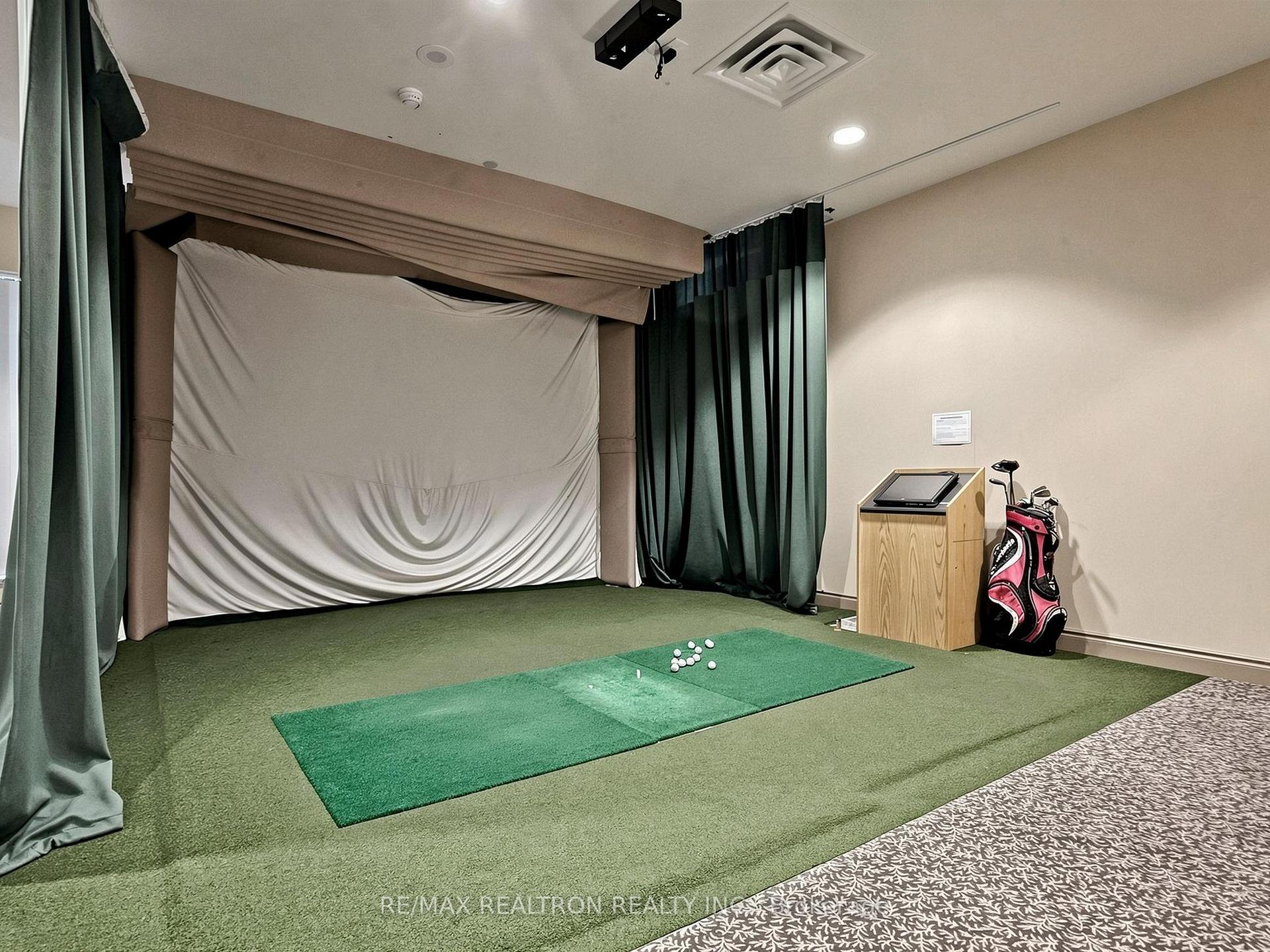 Photo 49 of Unit 918, 185 Oneida Crescent, Richmond Hill, Langstaff — HOMEH
