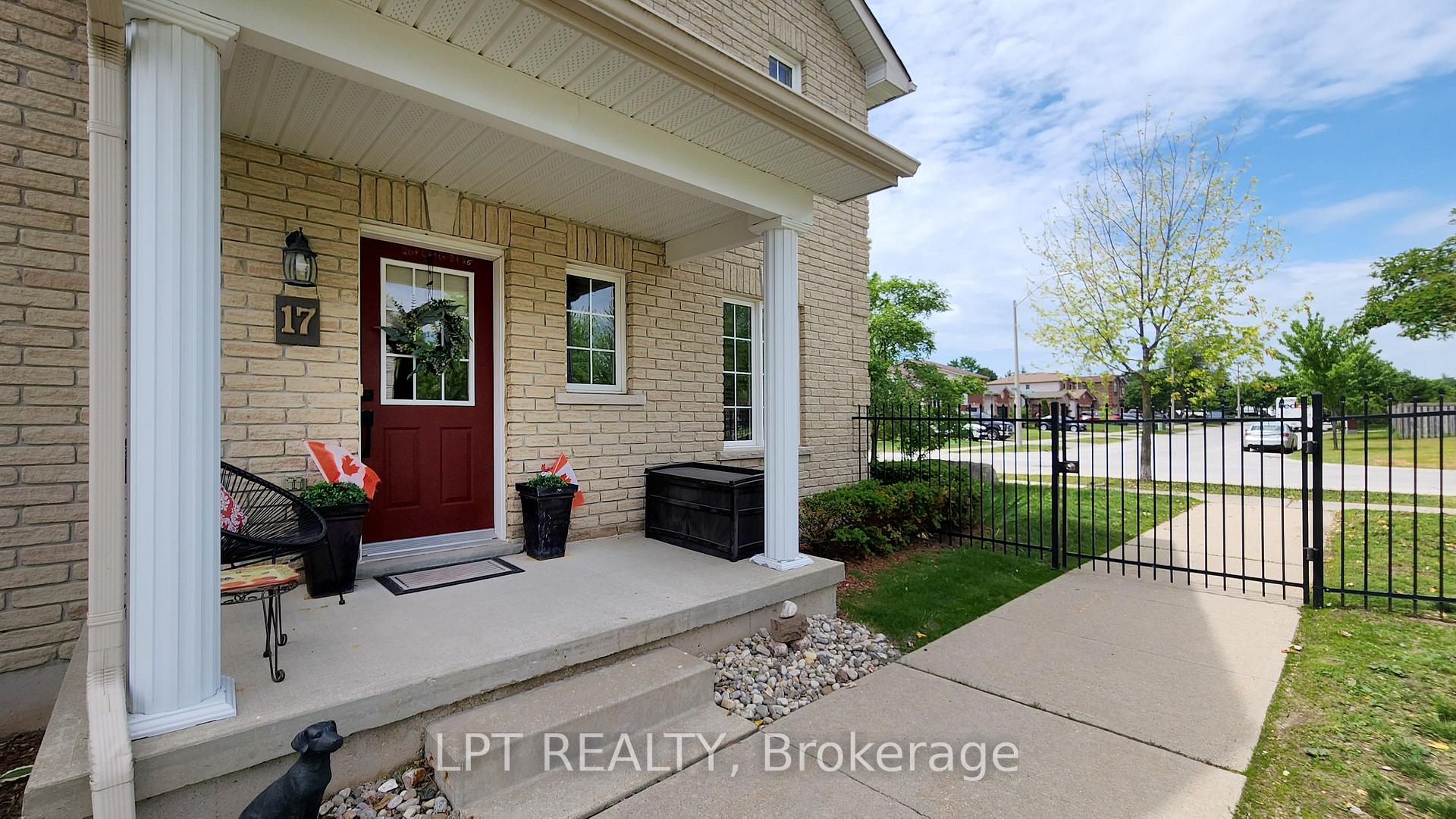 Photo 2 of 17 Silver Maple Crescent, Barrie, Holly — HOMEH