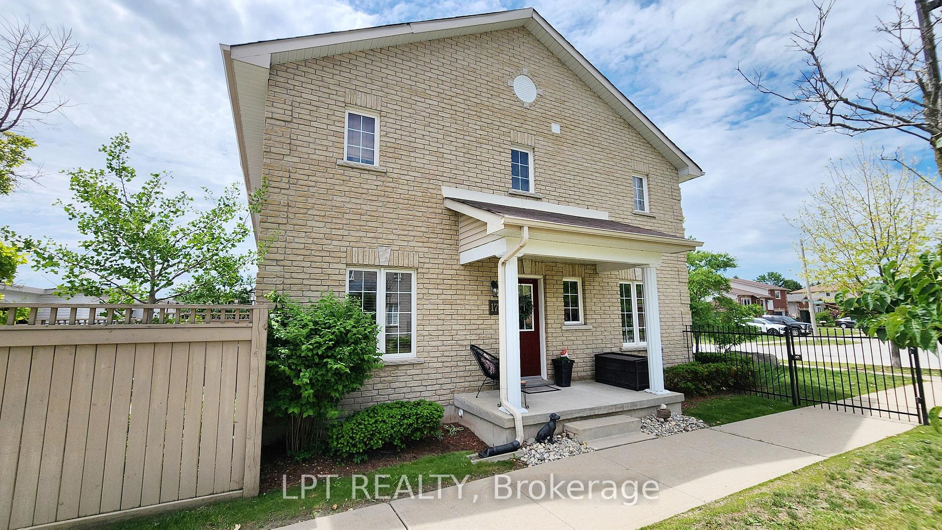 Photo 28 of 17 Silver Maple Crescent, Barrie, Holly — HOMEH