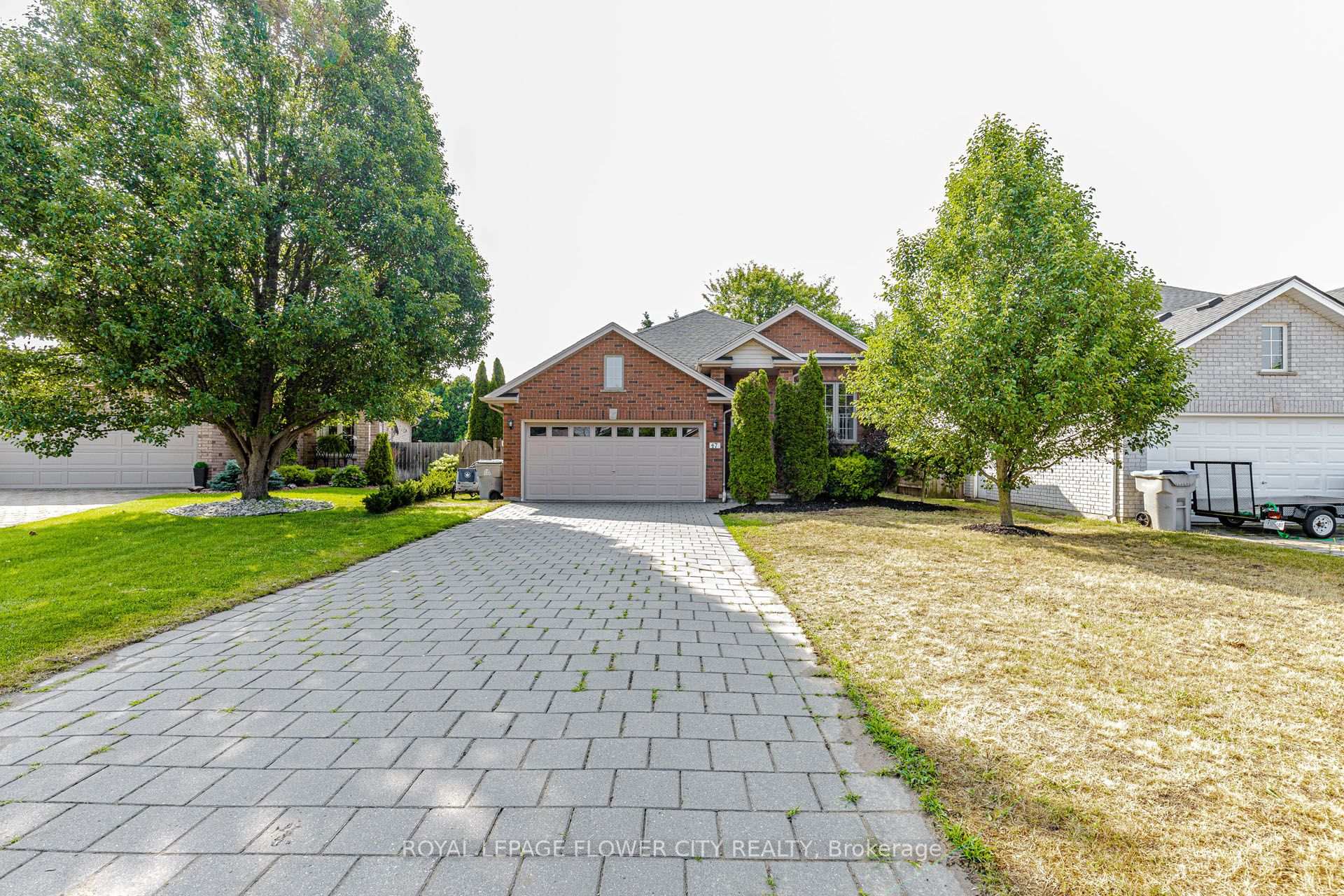 Photo 3 of 47 Queensway Drive, Strathroy-Caradoc, Rural Strathroy-Caradoc — HOMEH
