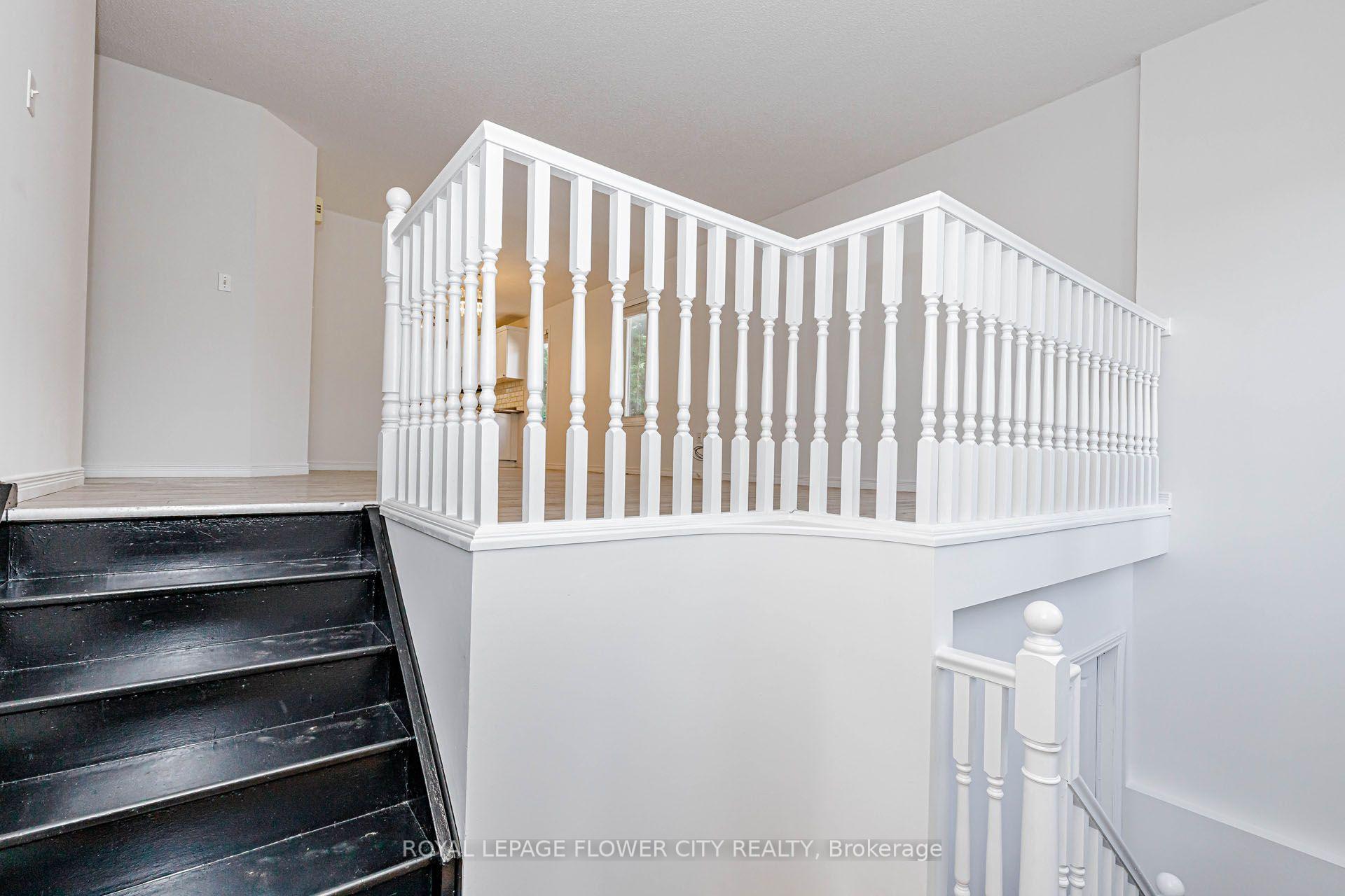 Photo 6 of 47 Queensway Drive, Strathroy-Caradoc, Rural Strathroy-Caradoc — HOMEH