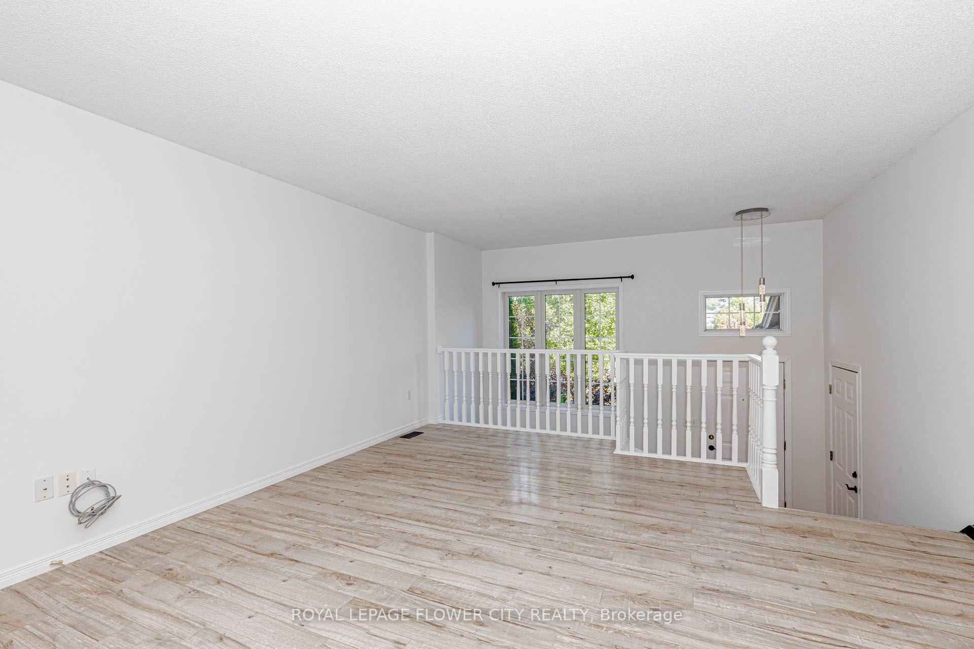 Photo 13 of 47 Queensway Drive, Strathroy-Caradoc, Rural Strathroy-Caradoc — HOMEH