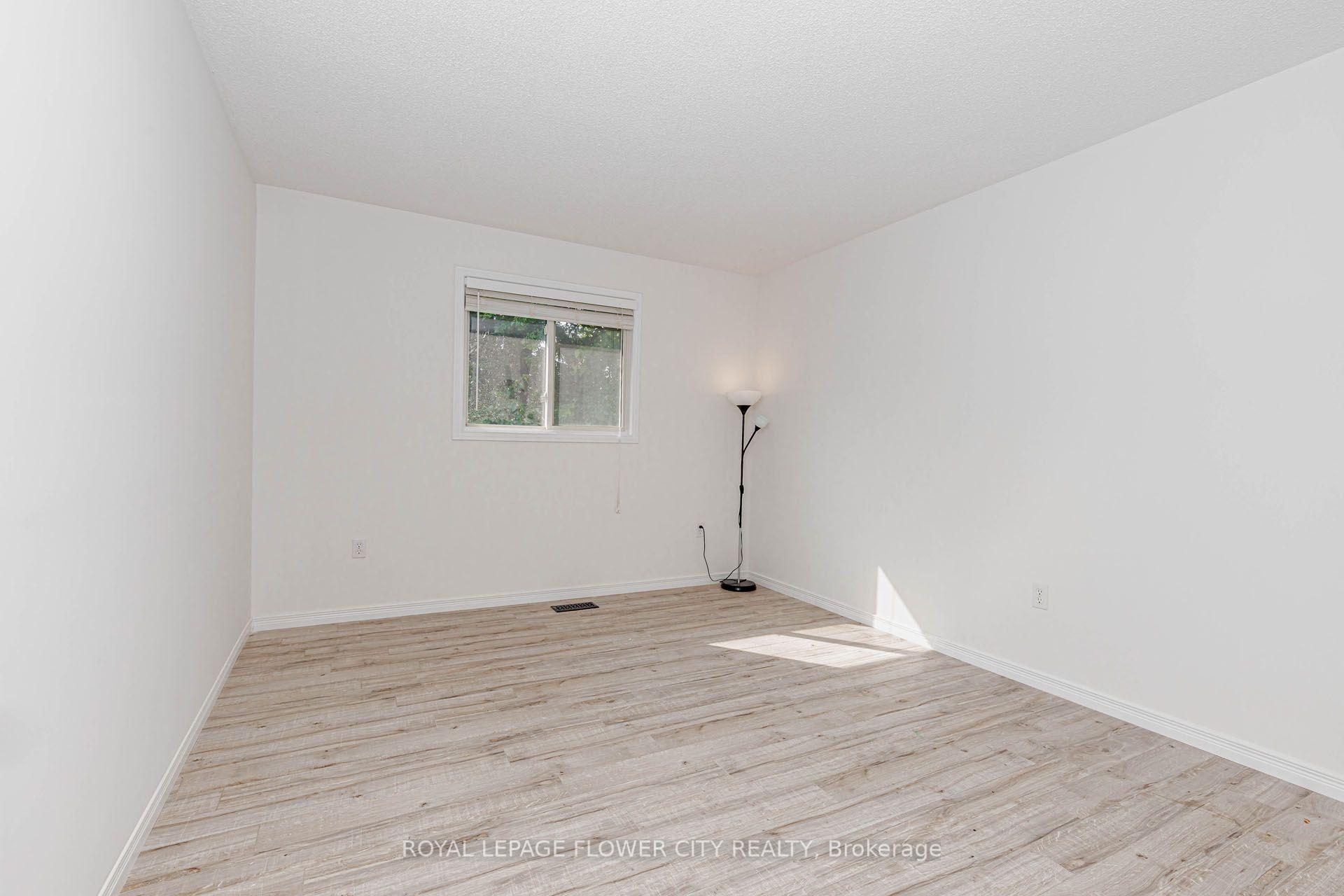 Photo 23 of 47 Queensway Drive, Strathroy-Caradoc, Rural Strathroy-Caradoc — HOMEH