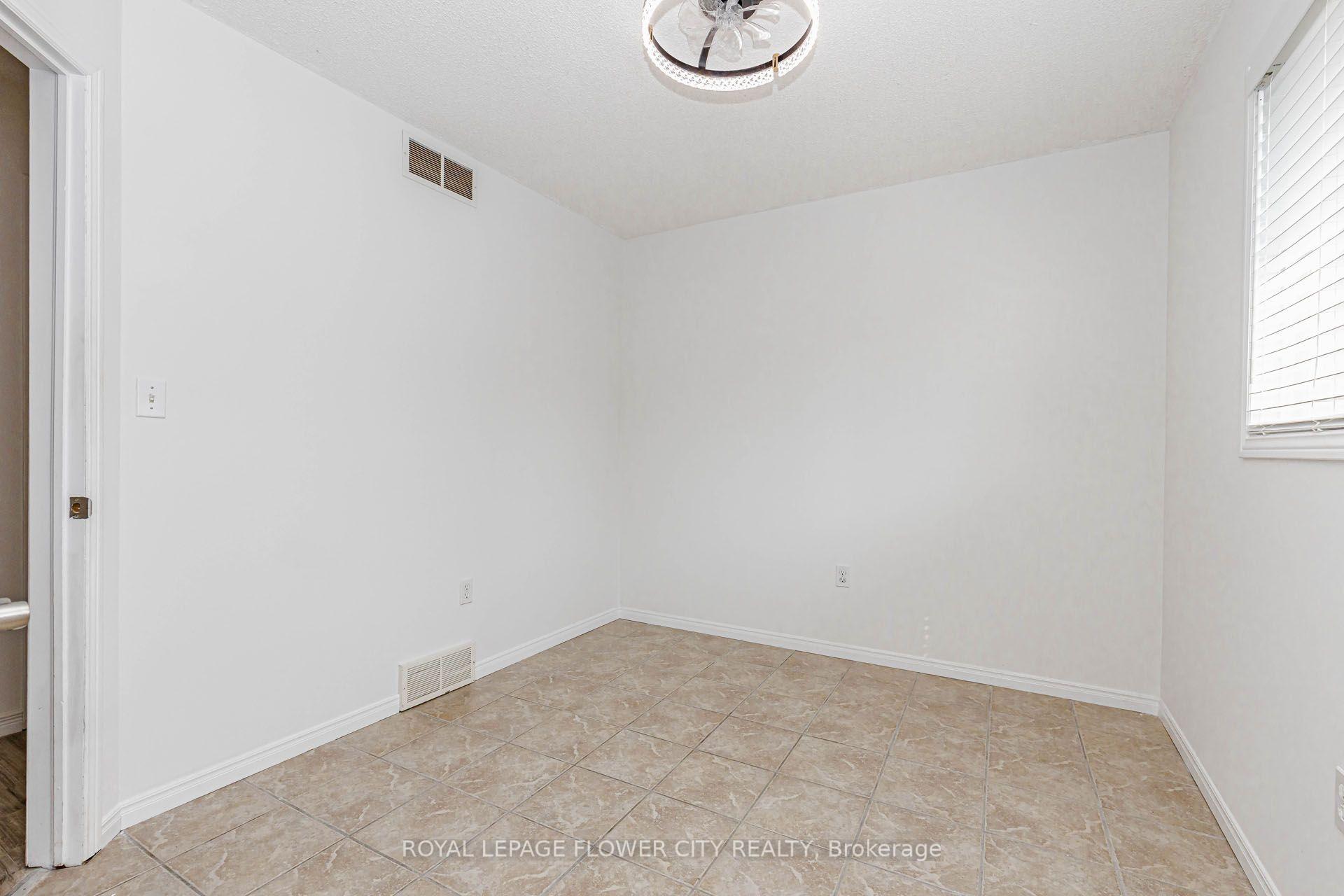 Photo 38 of 47 Queensway Drive, Strathroy-Caradoc, Rural Strathroy-Caradoc — HOMEH