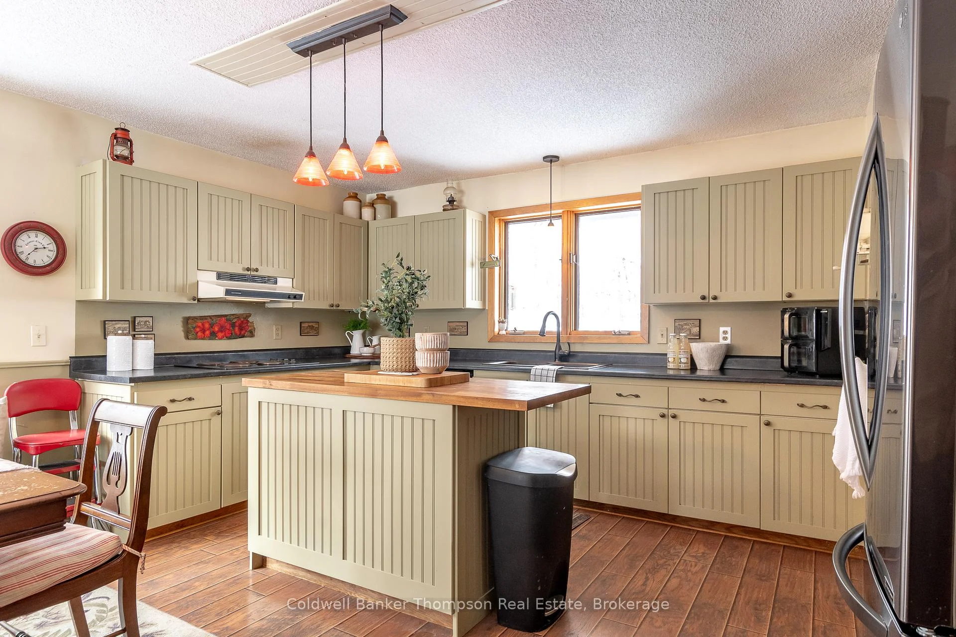 Photo 30 of 286 Holden Road, Magnetawan — HOMEH