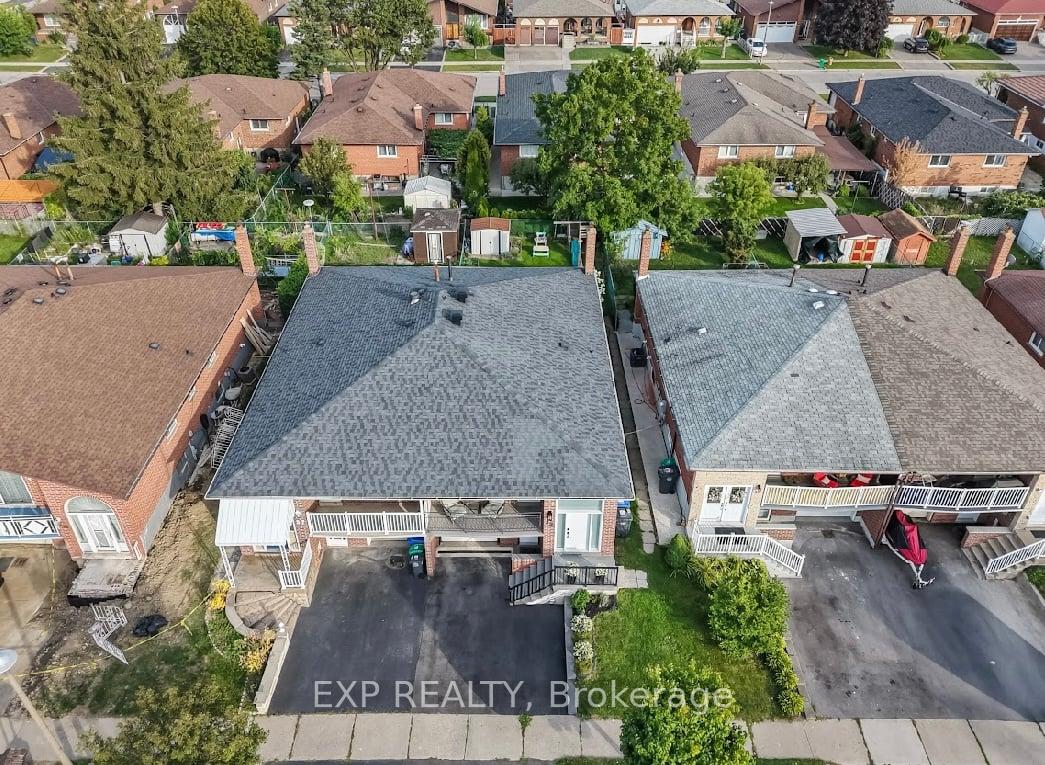 Photo 22 of 39 Prouse Drive, Brampton, Brampton North — HOMEH