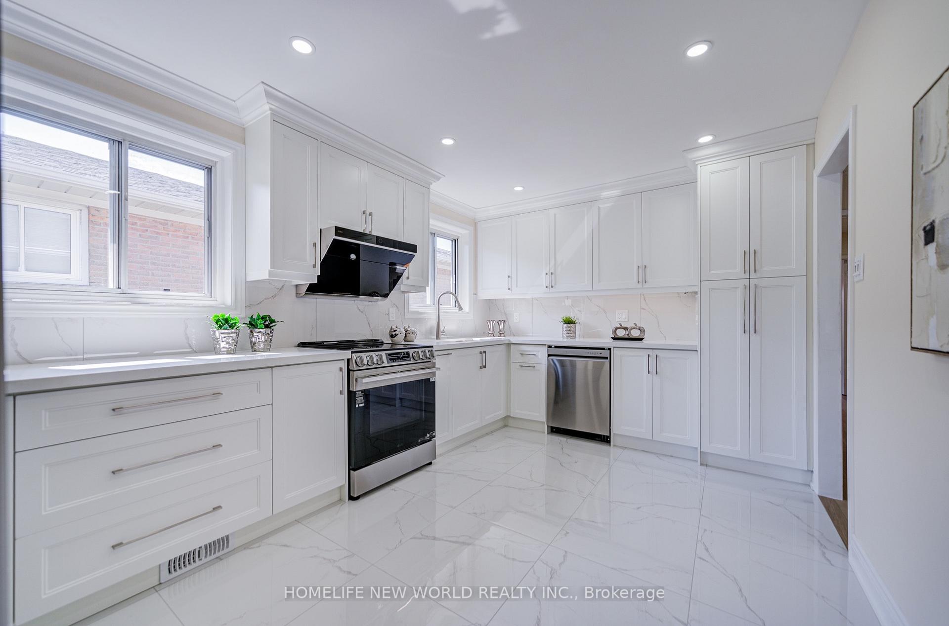 Photo 17 of 46 Tineta Crescent, Scarborough, Agincourt South-Malvern West — HOMEH