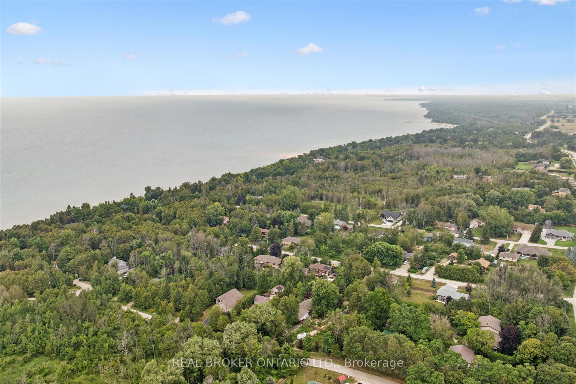 Photo 31 of 27 Dawson Drive, Kincardine — HOMEH